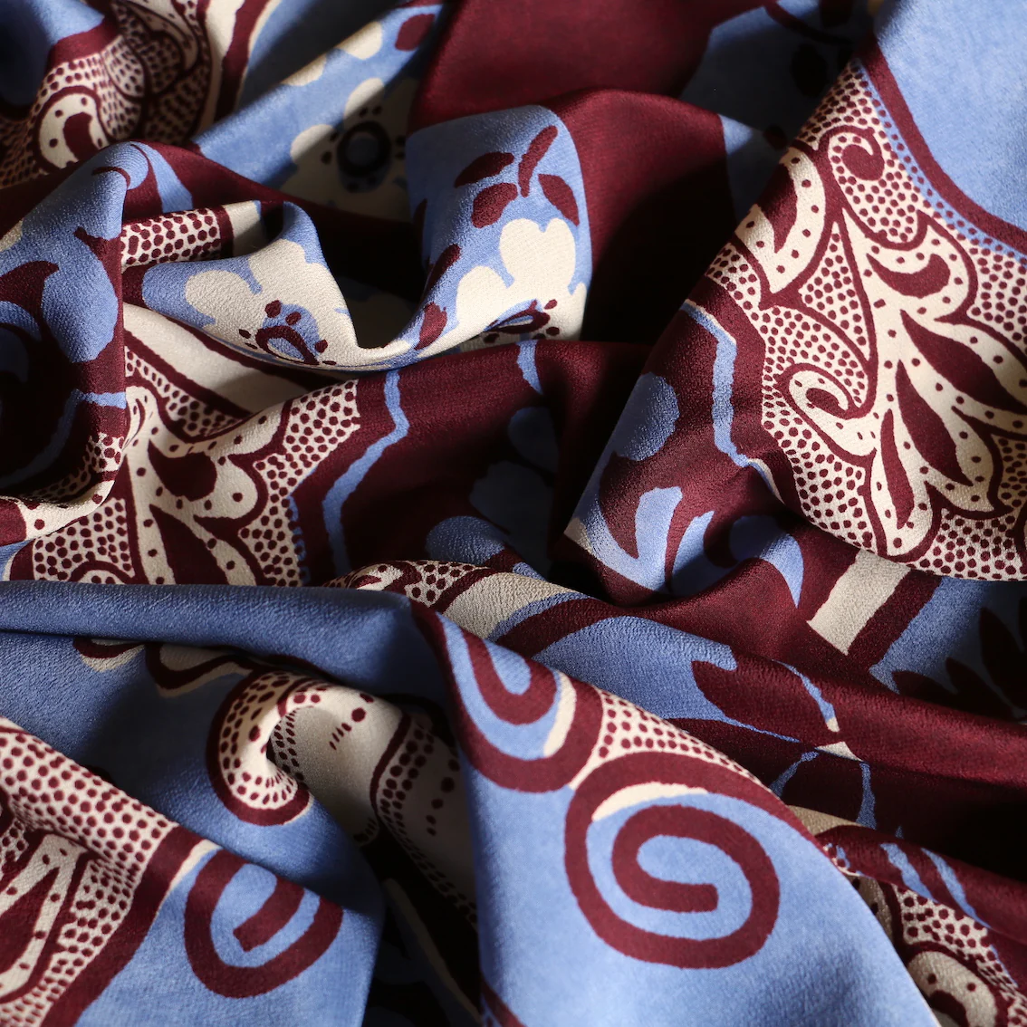 Ferrara Pannello - Silk Crepe De Chine - Panel Print - Image 2
