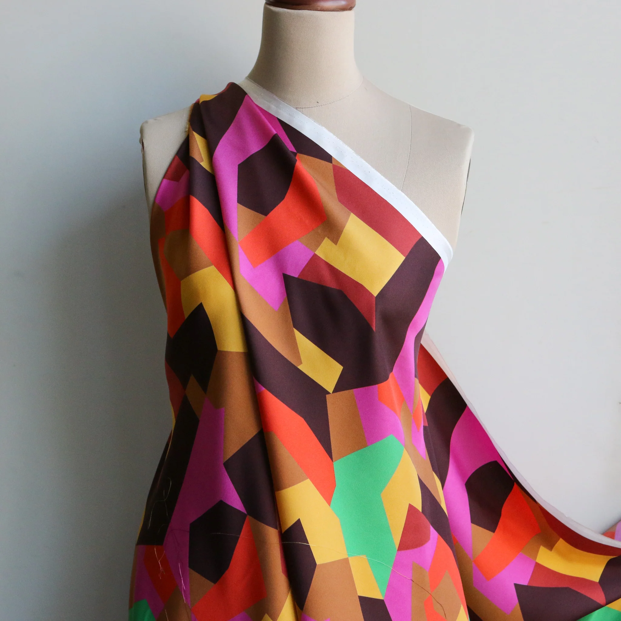 Festival Sun Silk Twill - Image 4