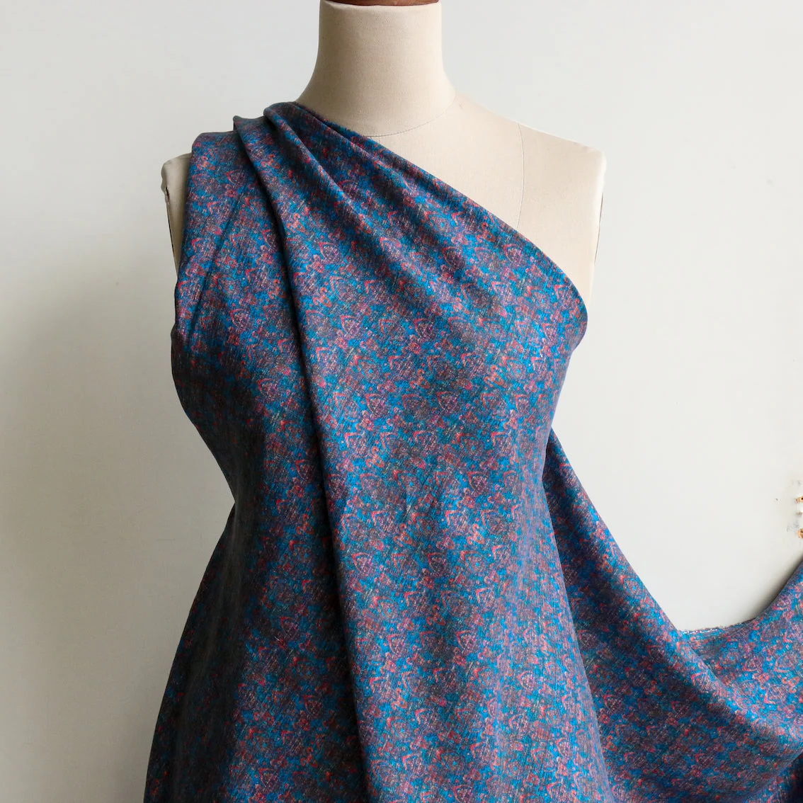 Fez Mosaic Indigo/Rust Washed Printed Linen - Image 3