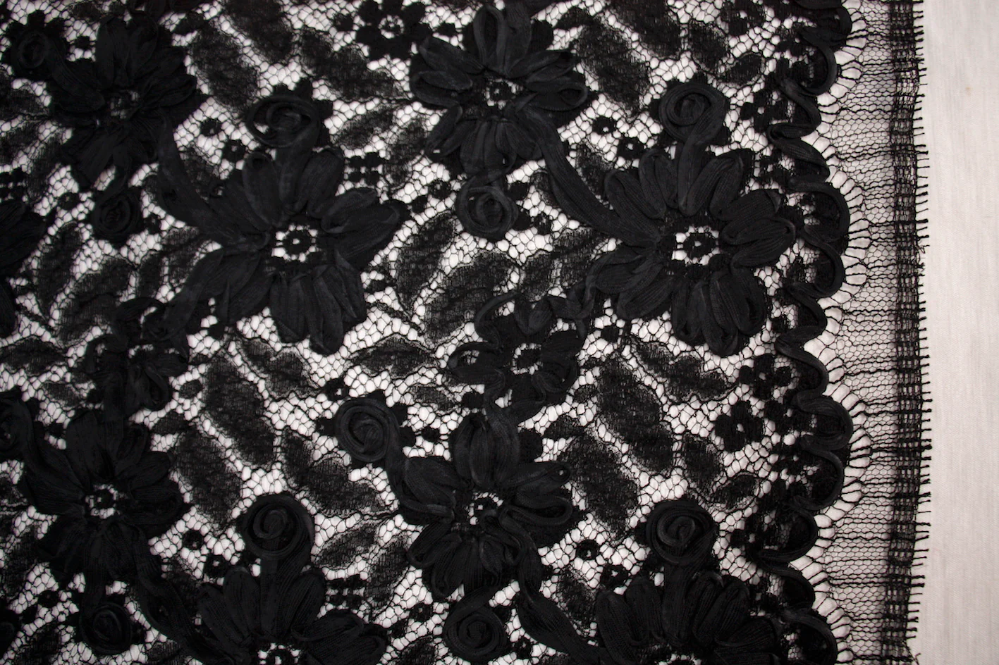 Fiora Ribbon Black Lace - Image 3