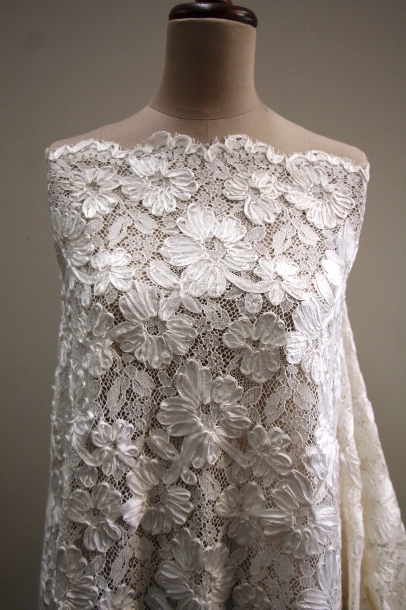 Fiora Ribbon Champagne - Image 6