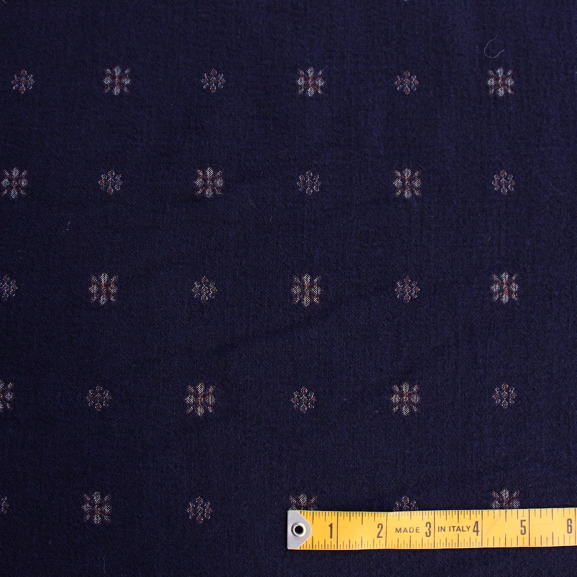 Floating Crystals Jacquard - Image 3