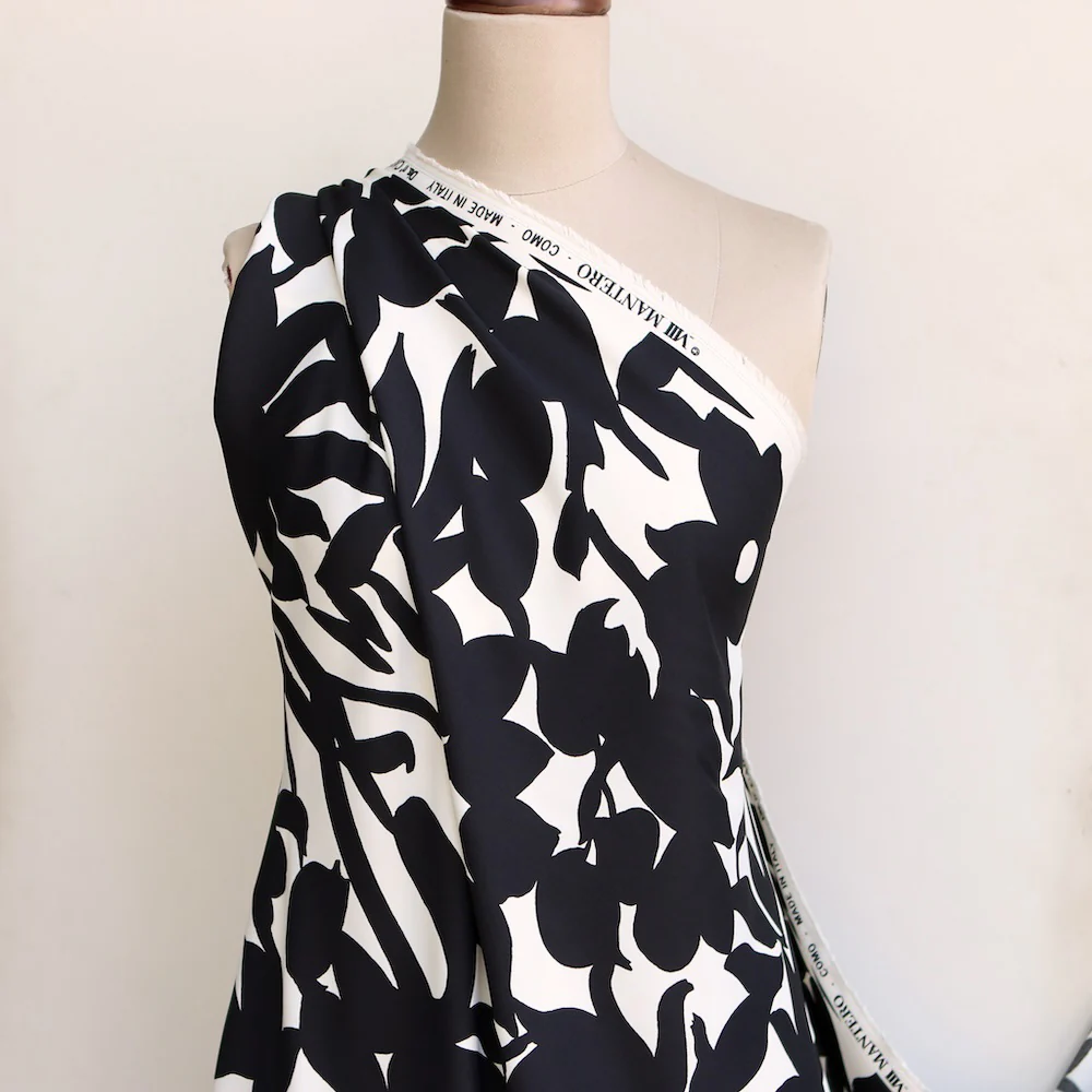 Flora Ombranero Viscose Crepe - Image 6