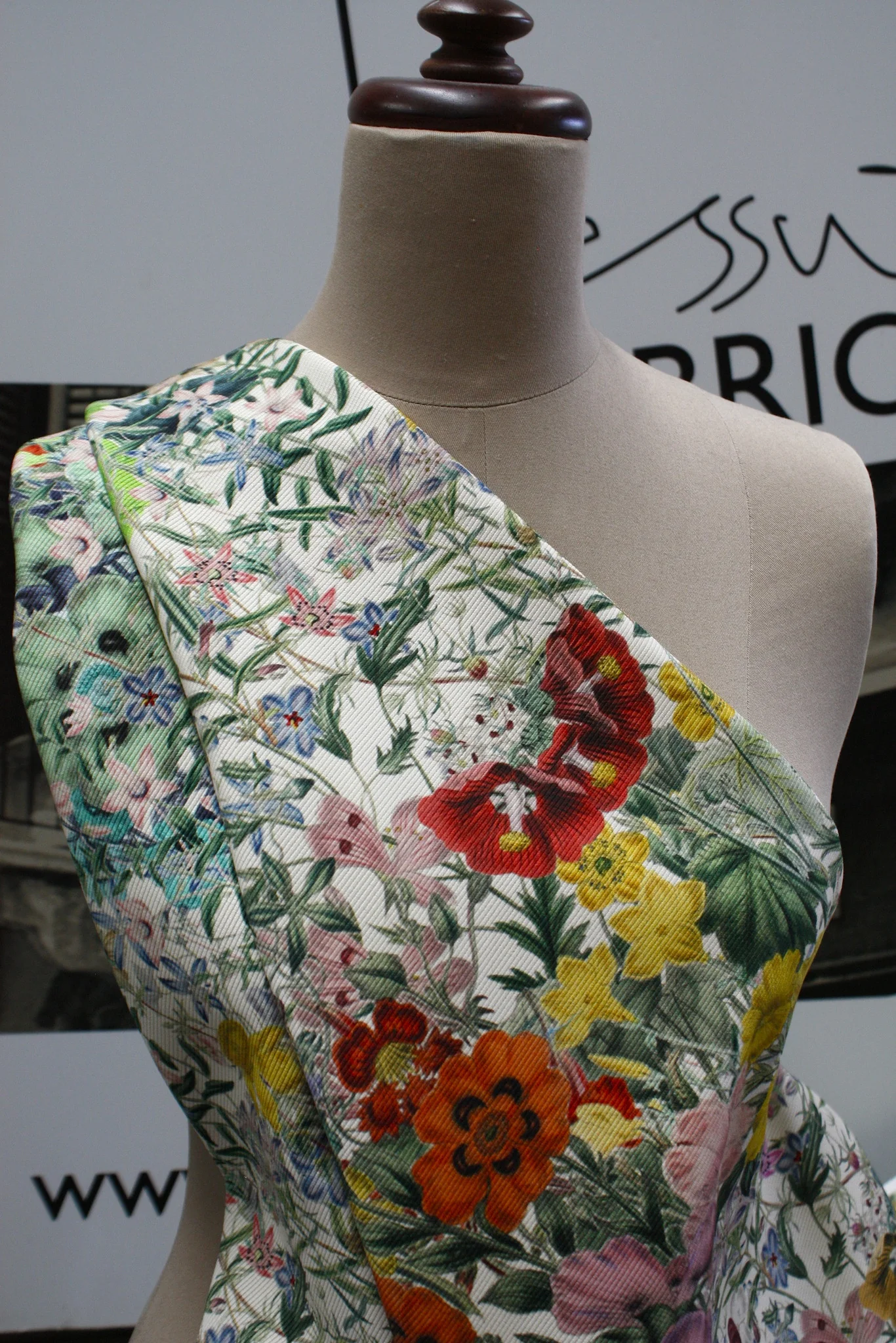 Flora Wonderland Pique - Image 3