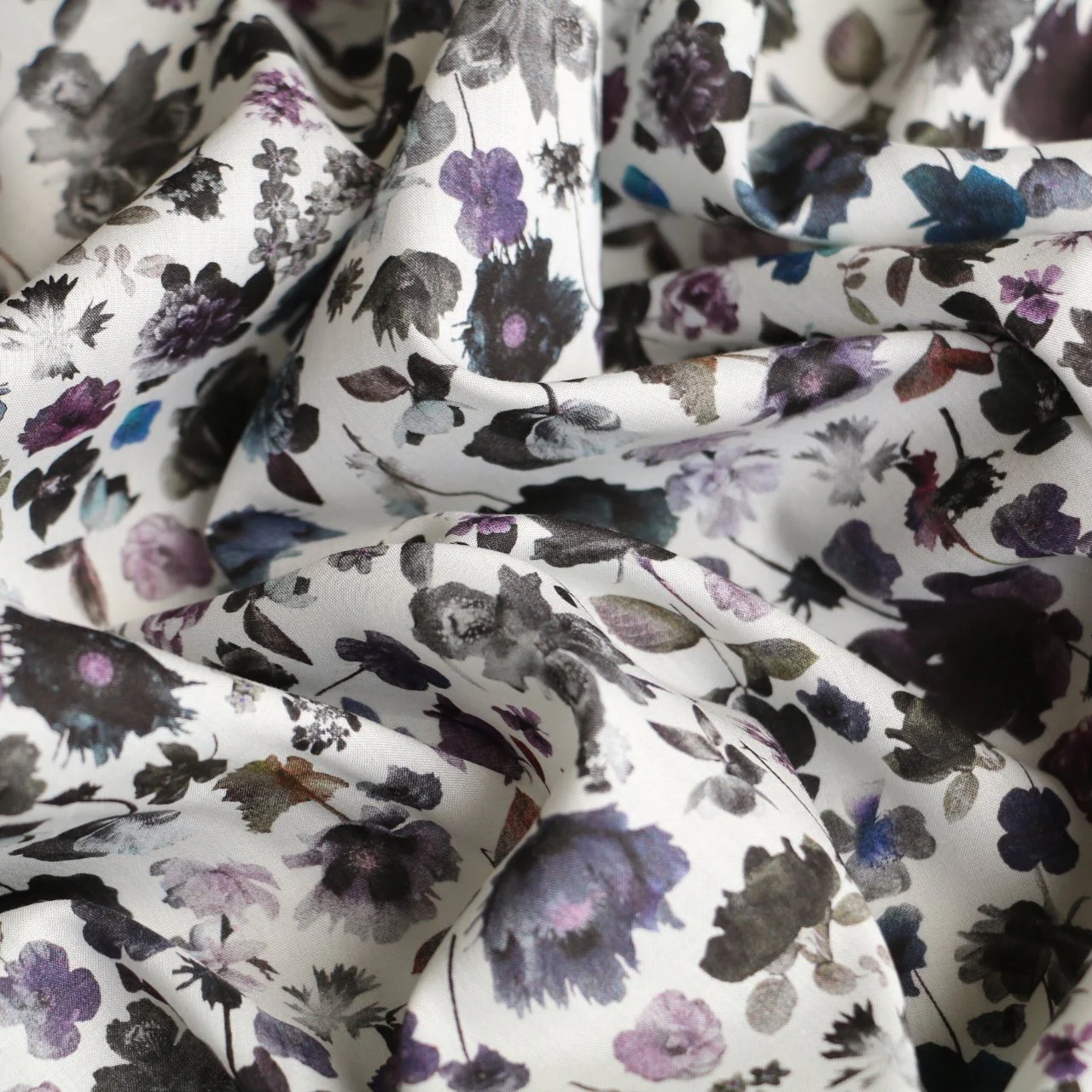 Floral Edit White - Liberty Tana Lawn™ - Image 2