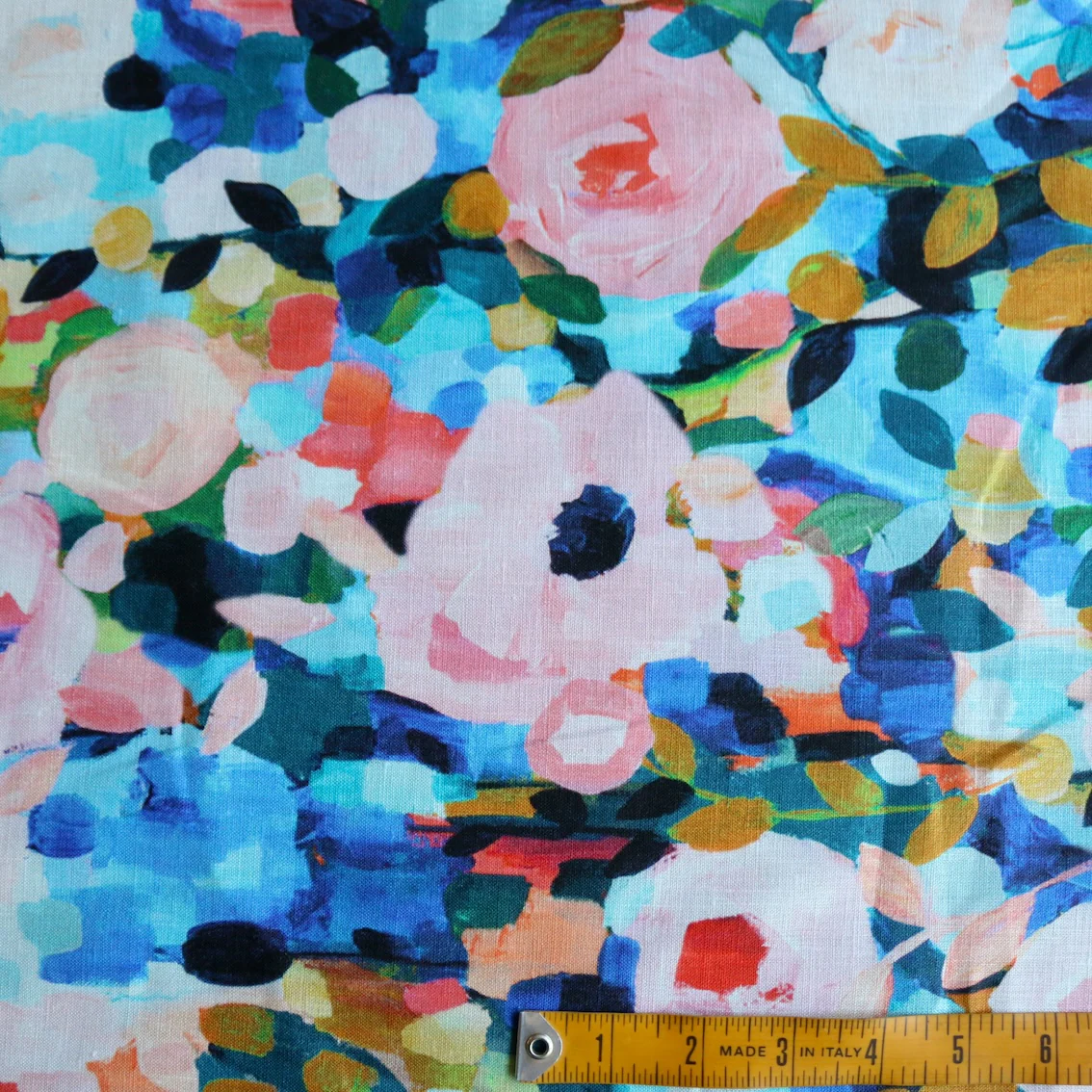 Floral Strokes Printed Linen - Image 3
