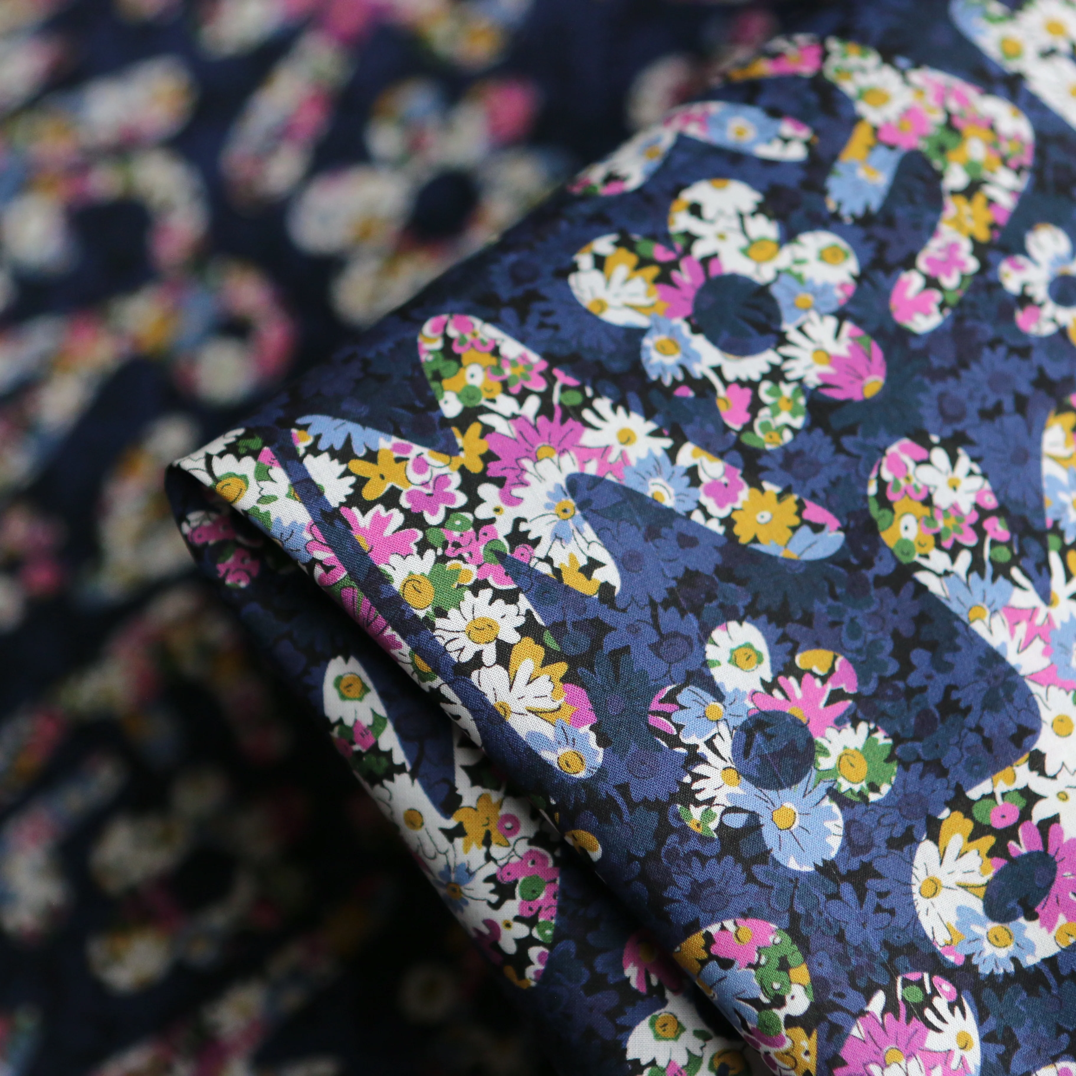 Flower Power - Liberty Tana Lawnâ˘