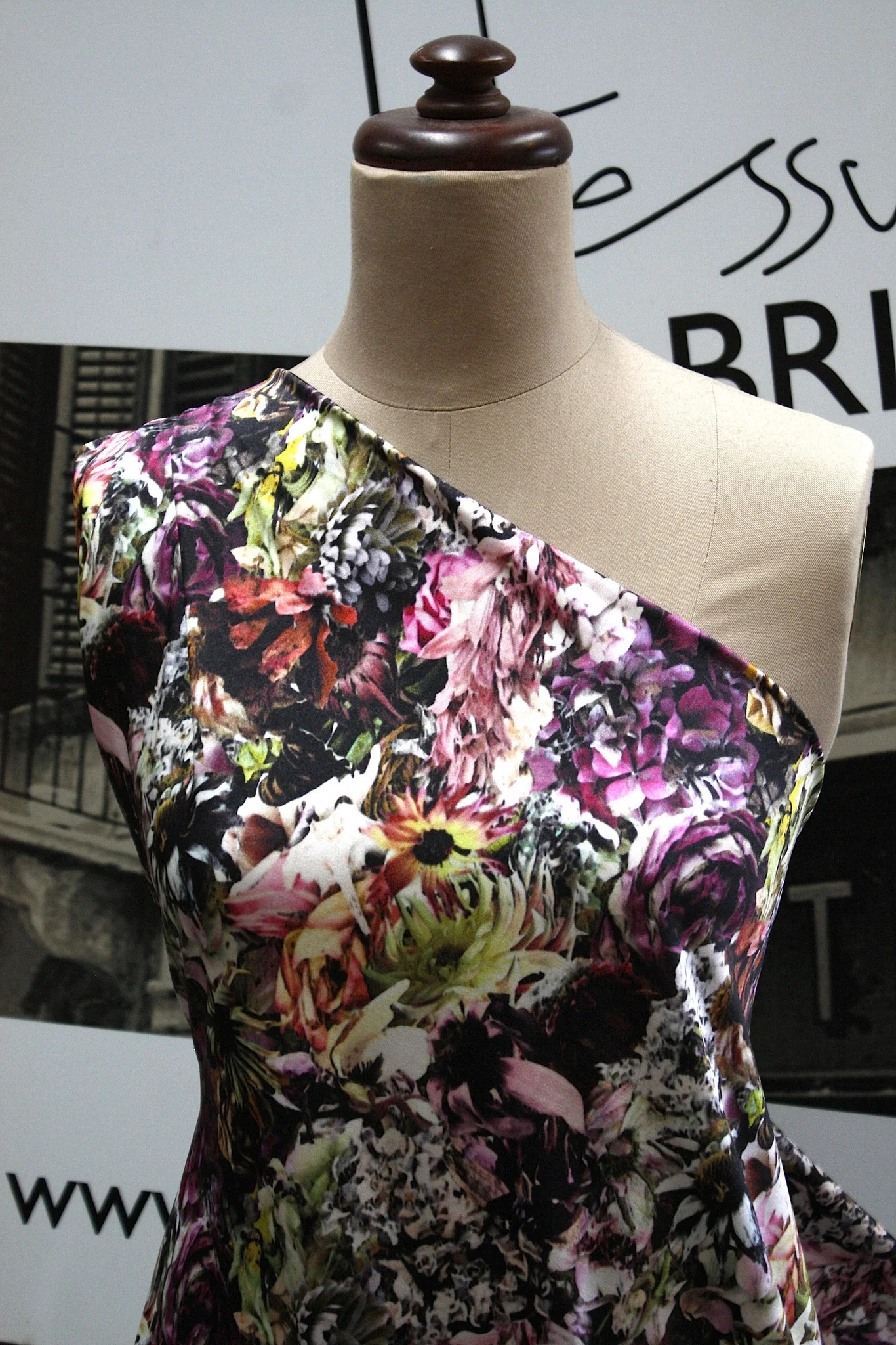 Flower Stretch - Swimwear Fabric - Image 5