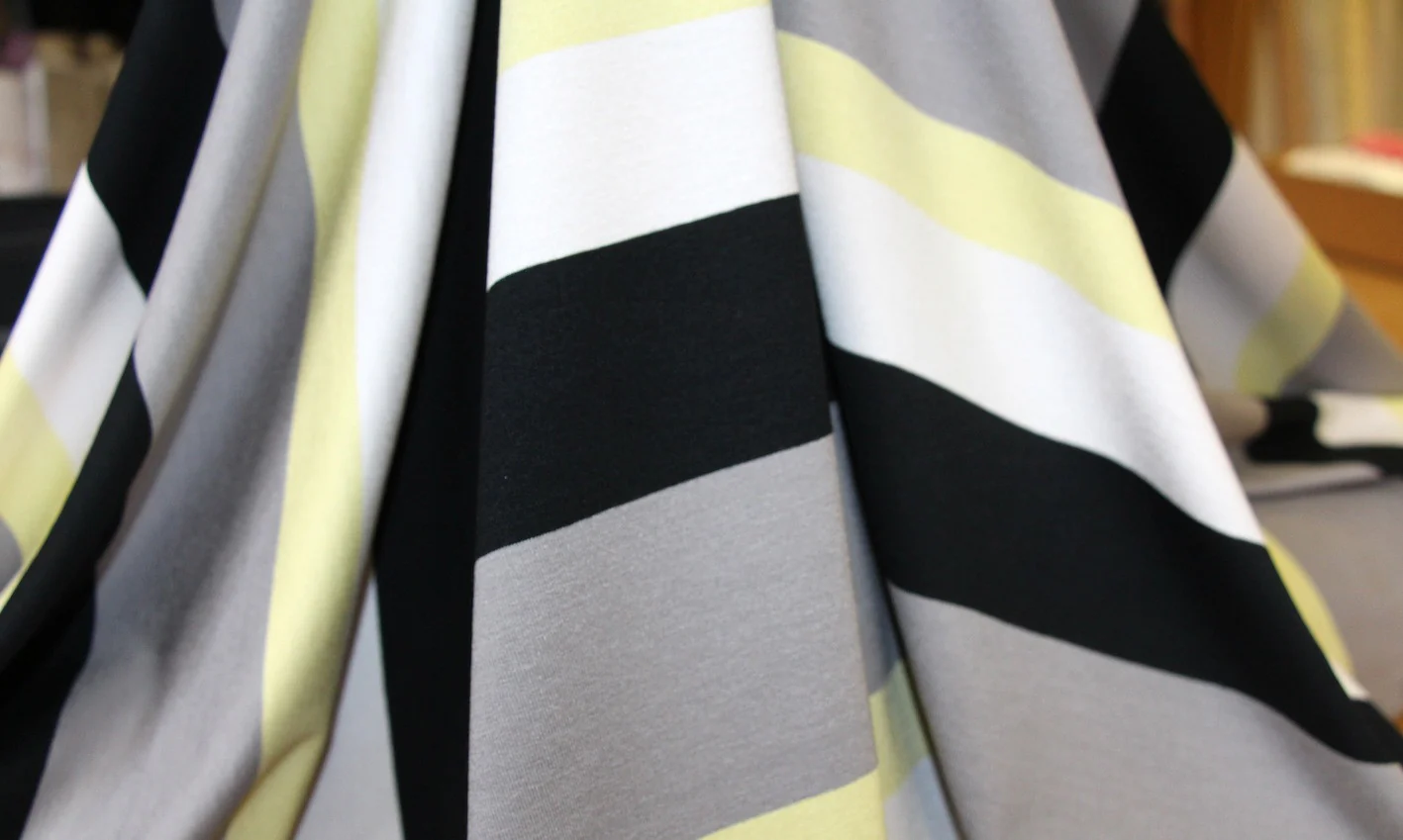Four Layers Jersey - Image 4