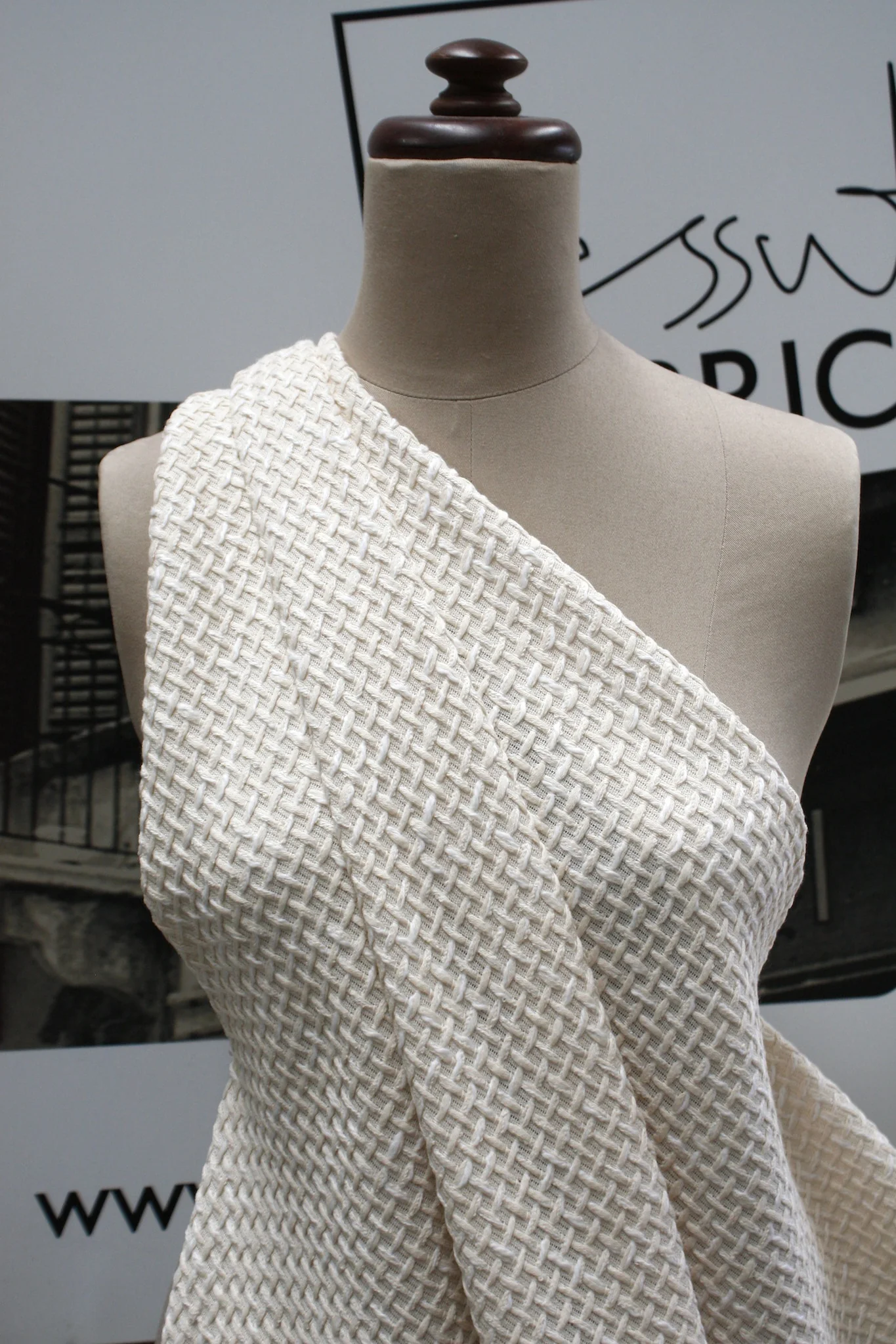 Frosted Cream Weave - Image 7