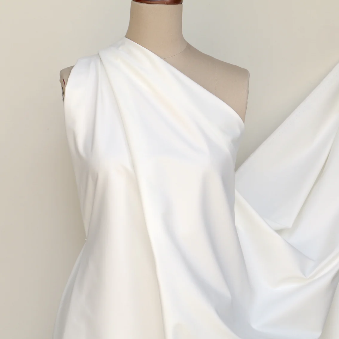 Fulvio Snow Poplin Sateen - Image 4