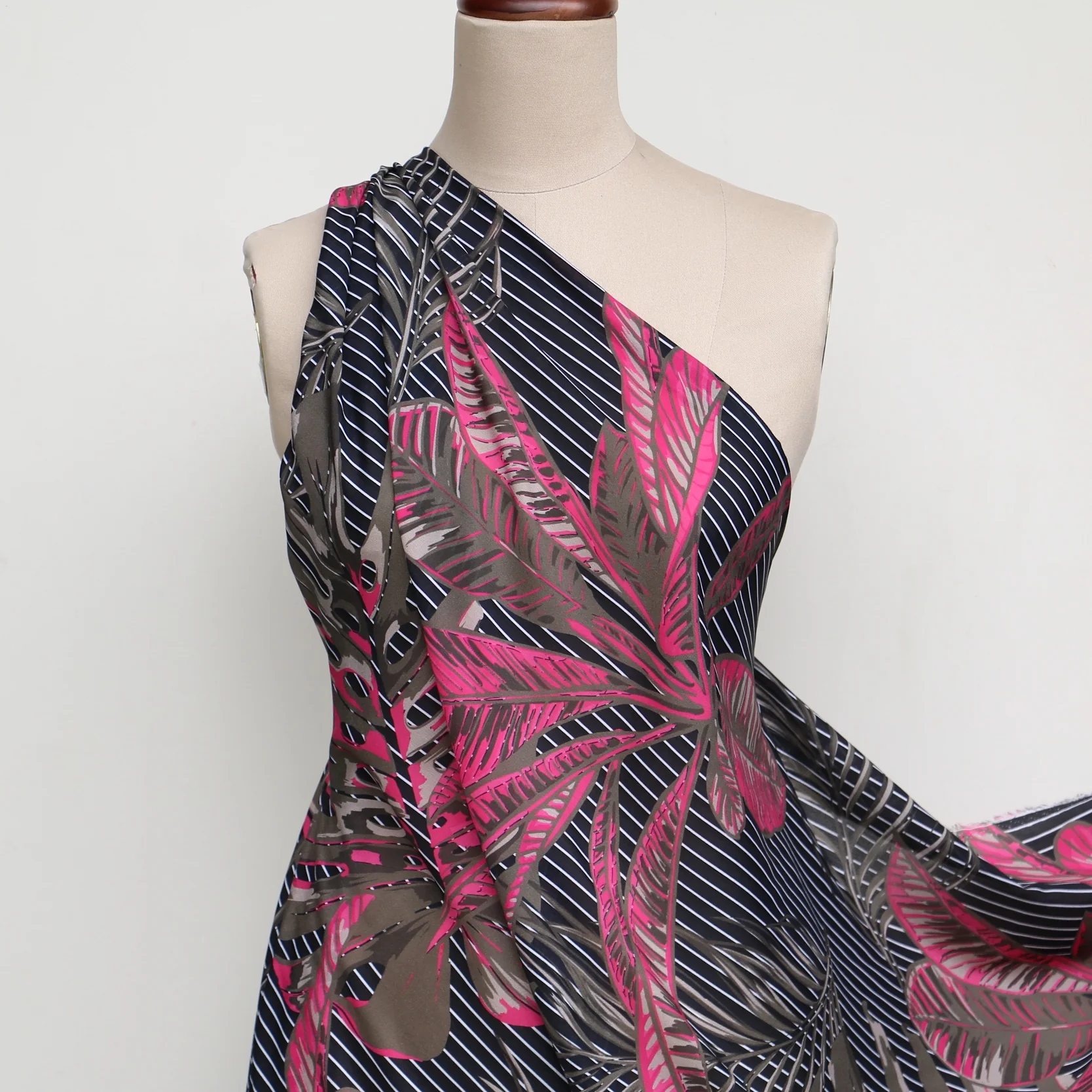 Fucshia Fern Silk CDC - Image 4