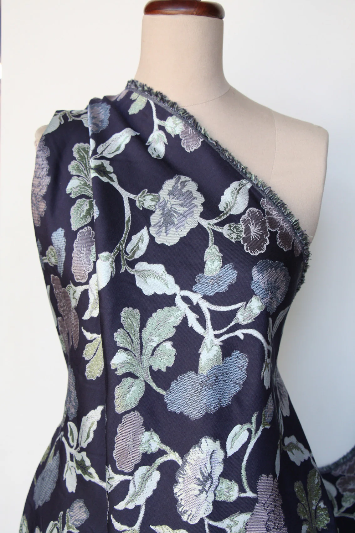 Garden On Mars Jacquard - Image 4