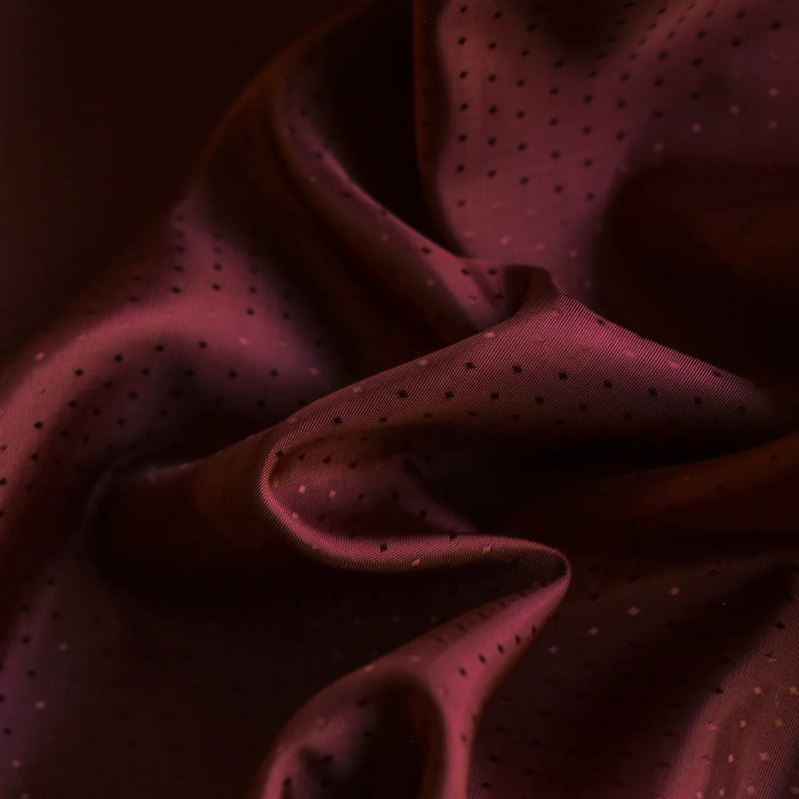 Garnet Mini Spot - Fancy Lining - Image 2