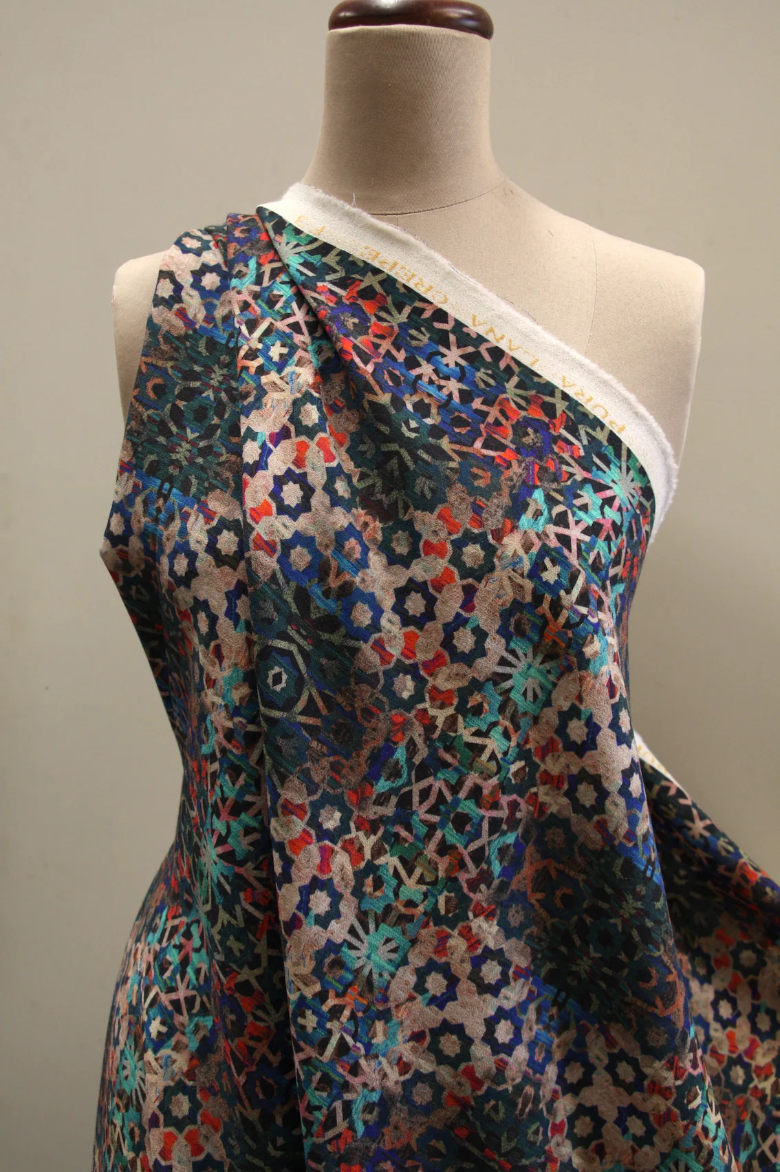 Geometric Colours Crepe - Image 4