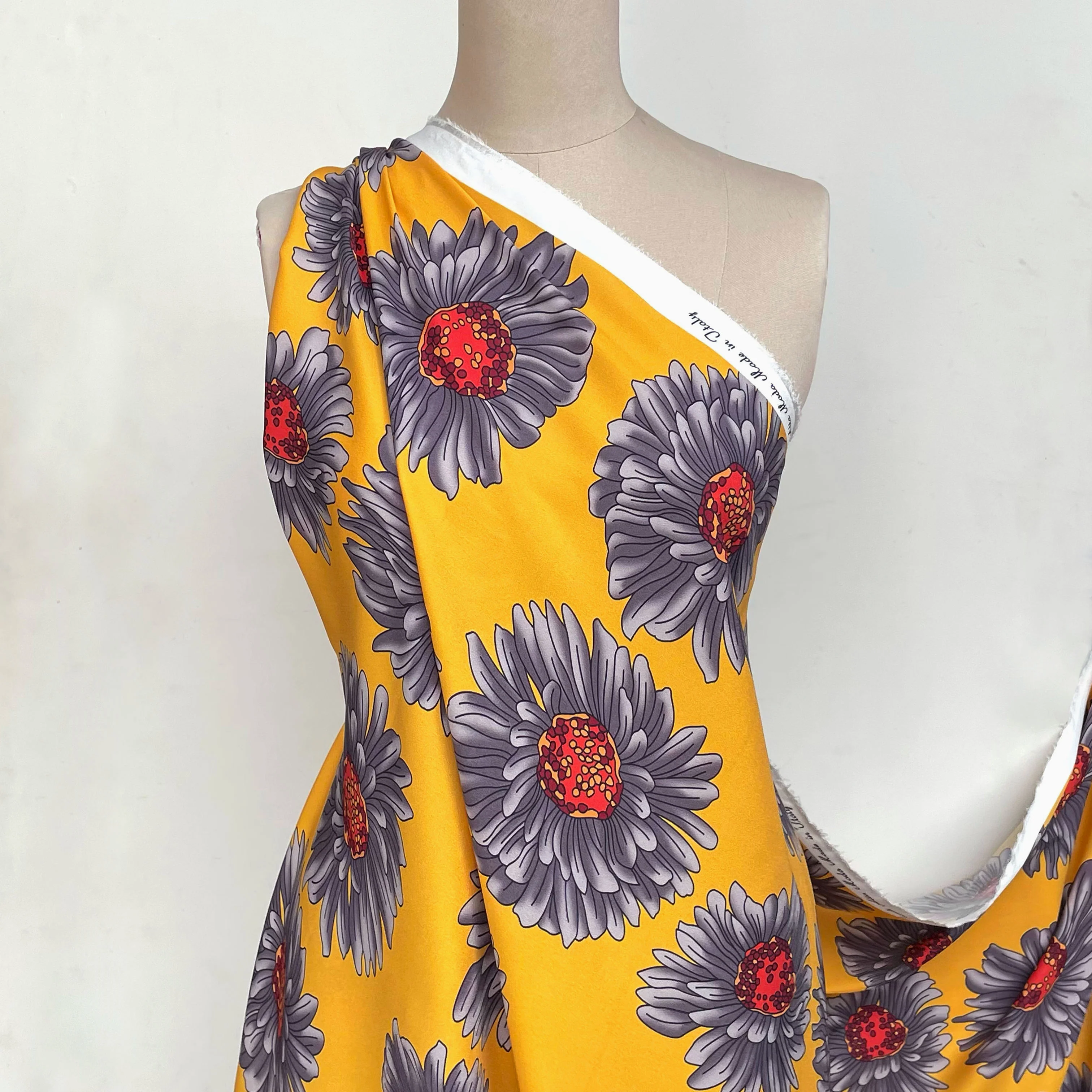 Gerbera's on Honey - Image 5