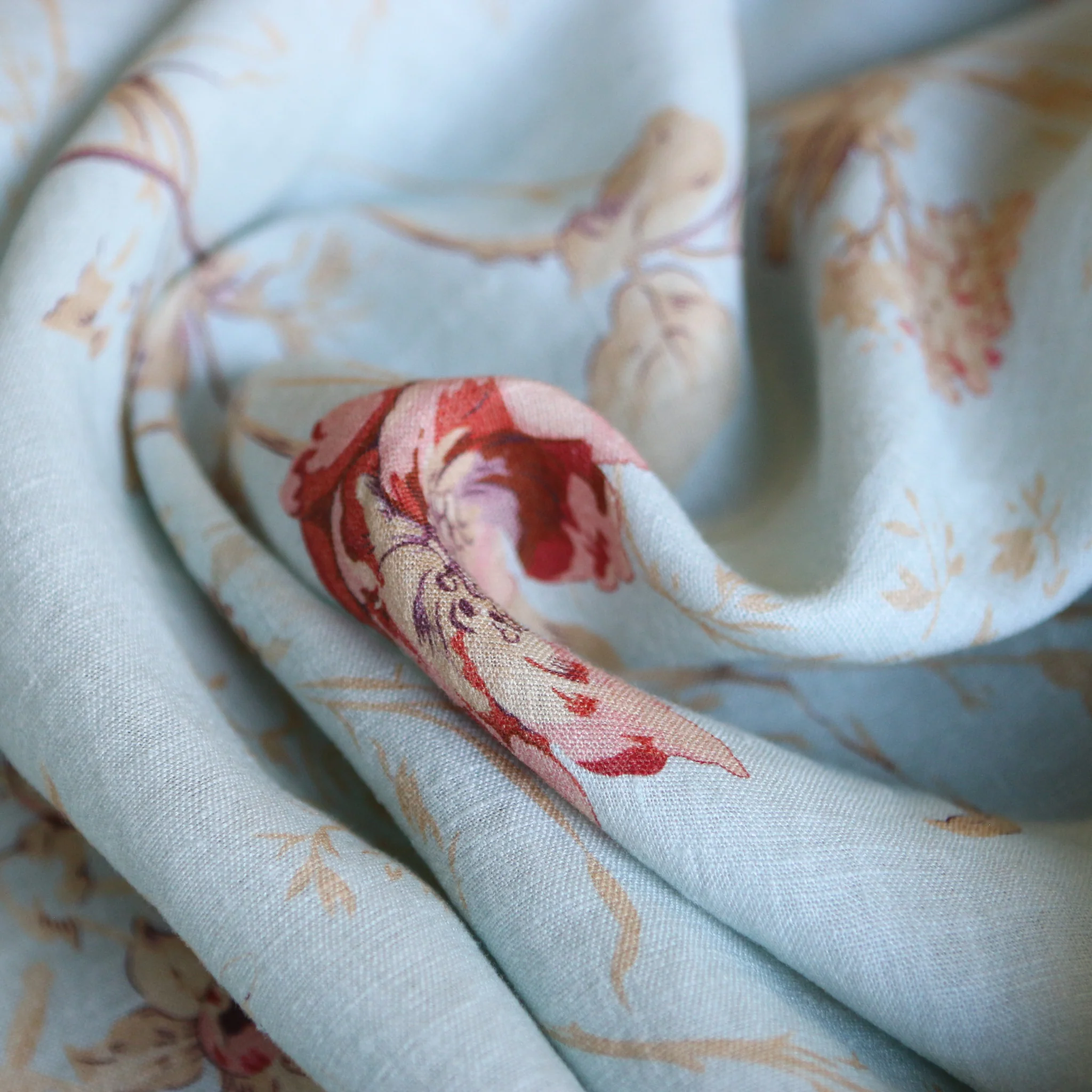 Giardino Blue Printed Linen - Image 2