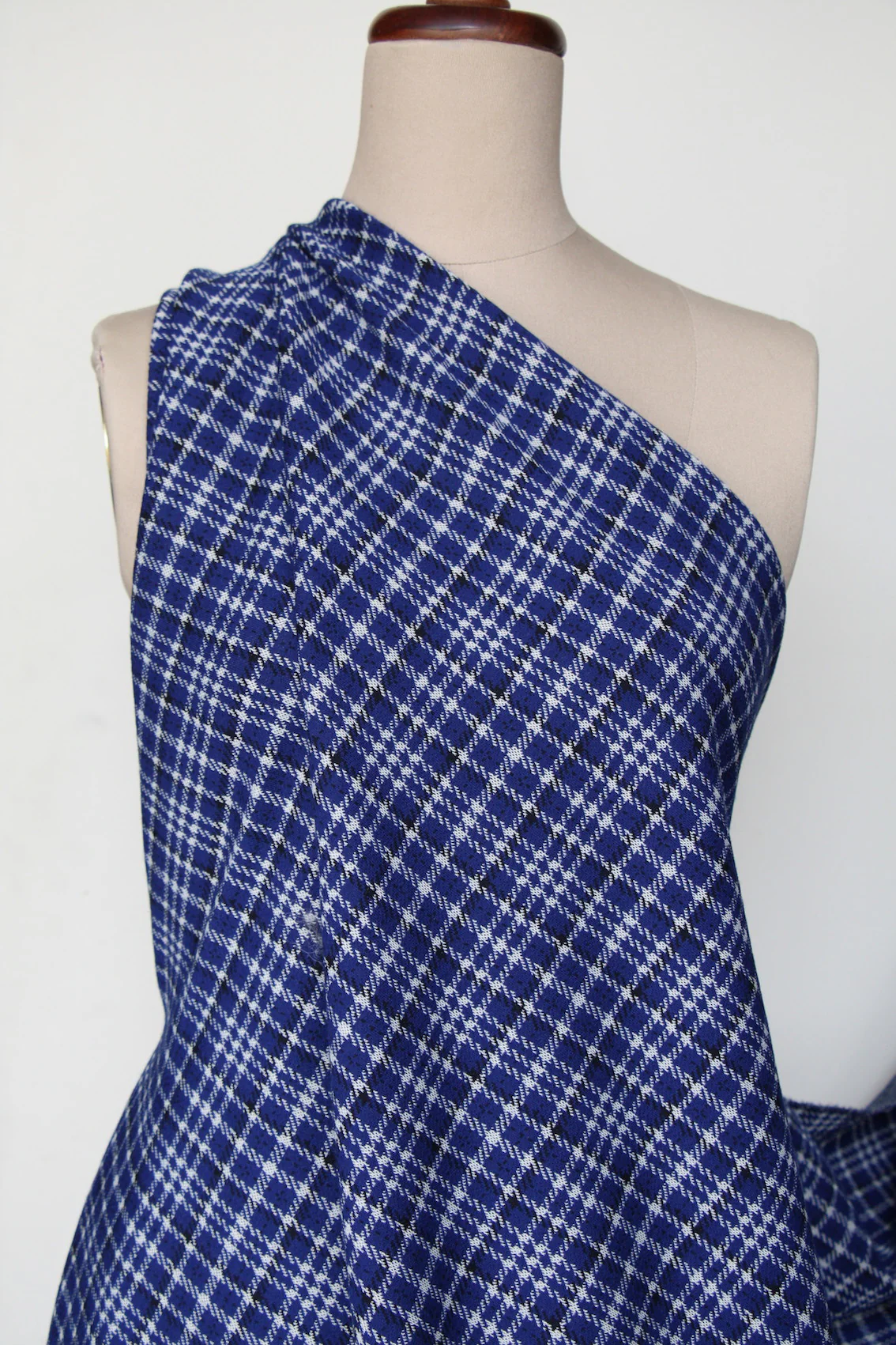 Gigi Royal Check Knit - Image 5