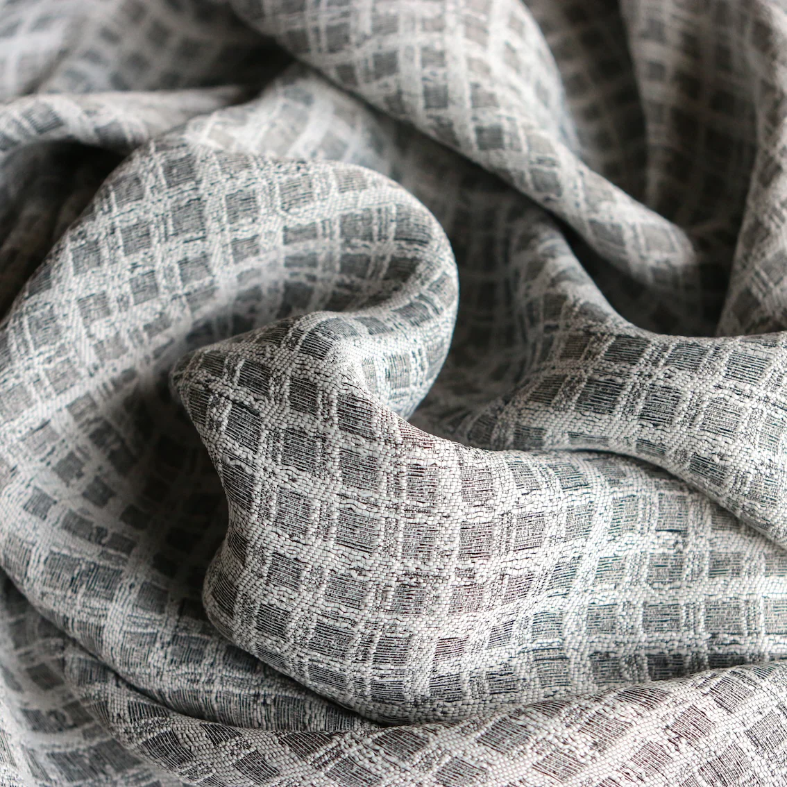 Gio Check Navy/White Jacquard - Image 3