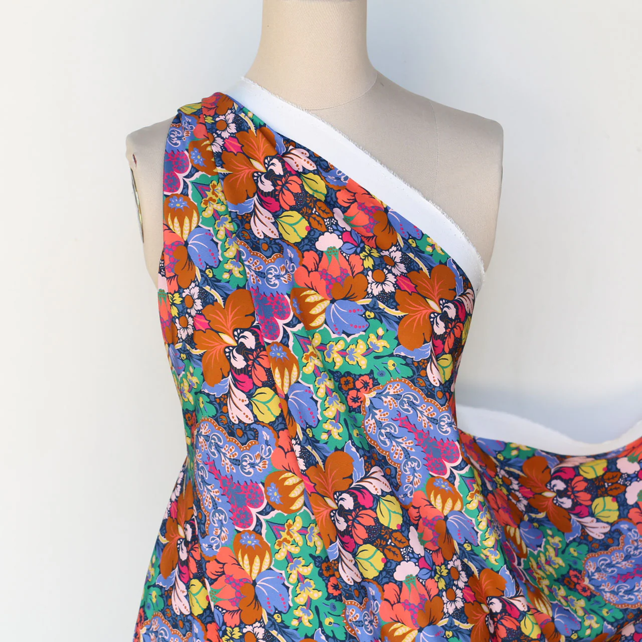 Glastonbury Liberty Silk C.D.C - Image 6