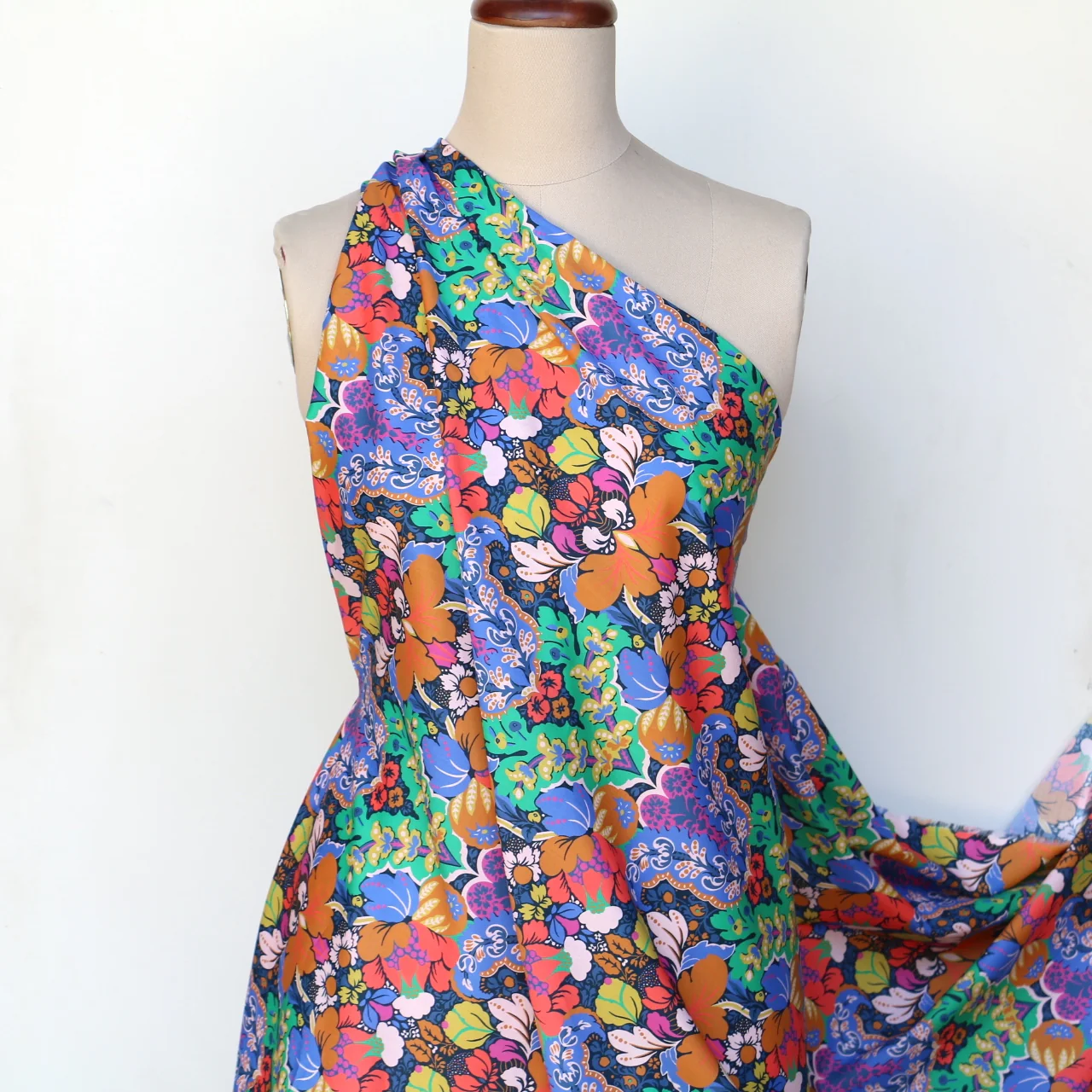 Glastonbury Liberty Tana Lawn™ - Image 6