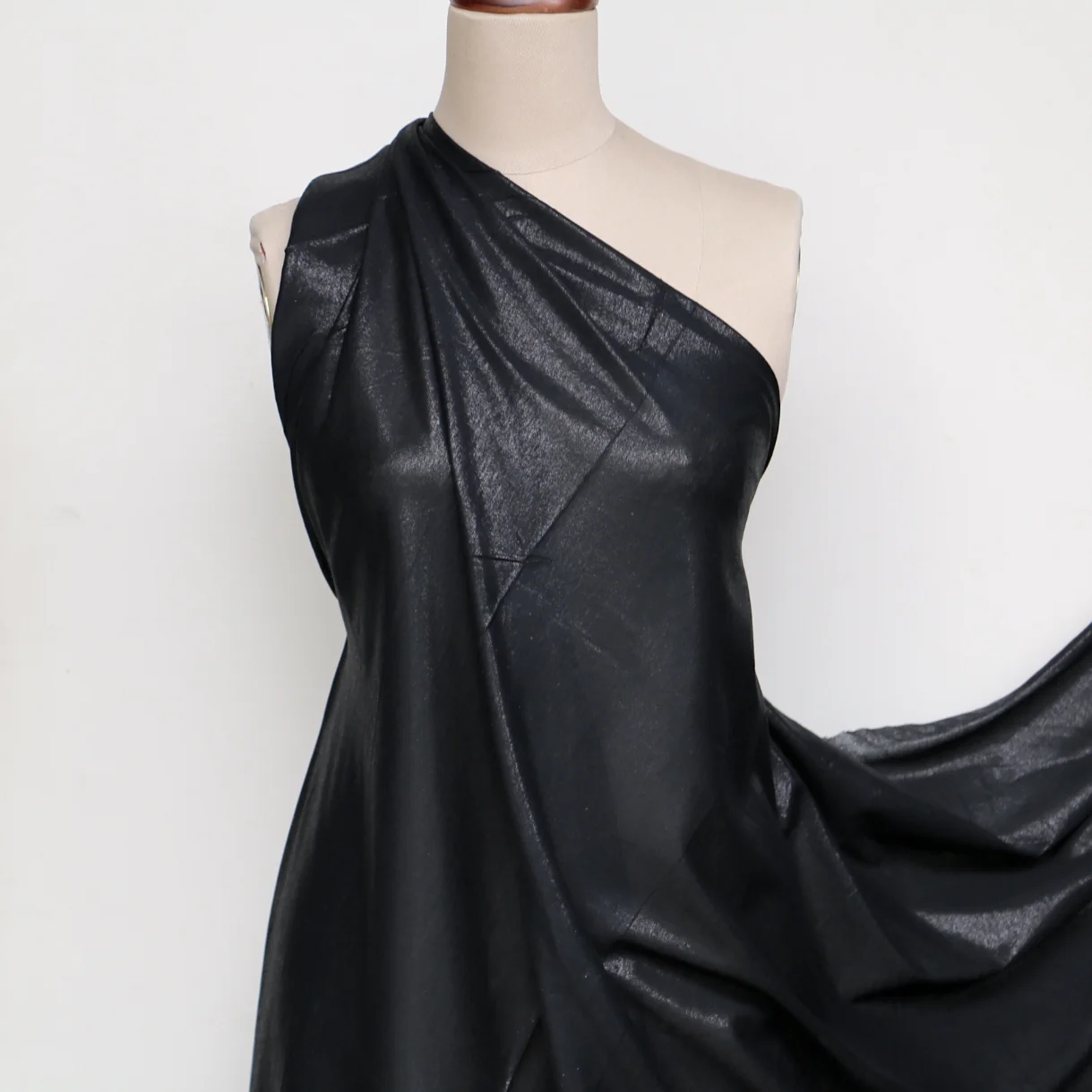 Glitter Ball Noir Knit - Image 4