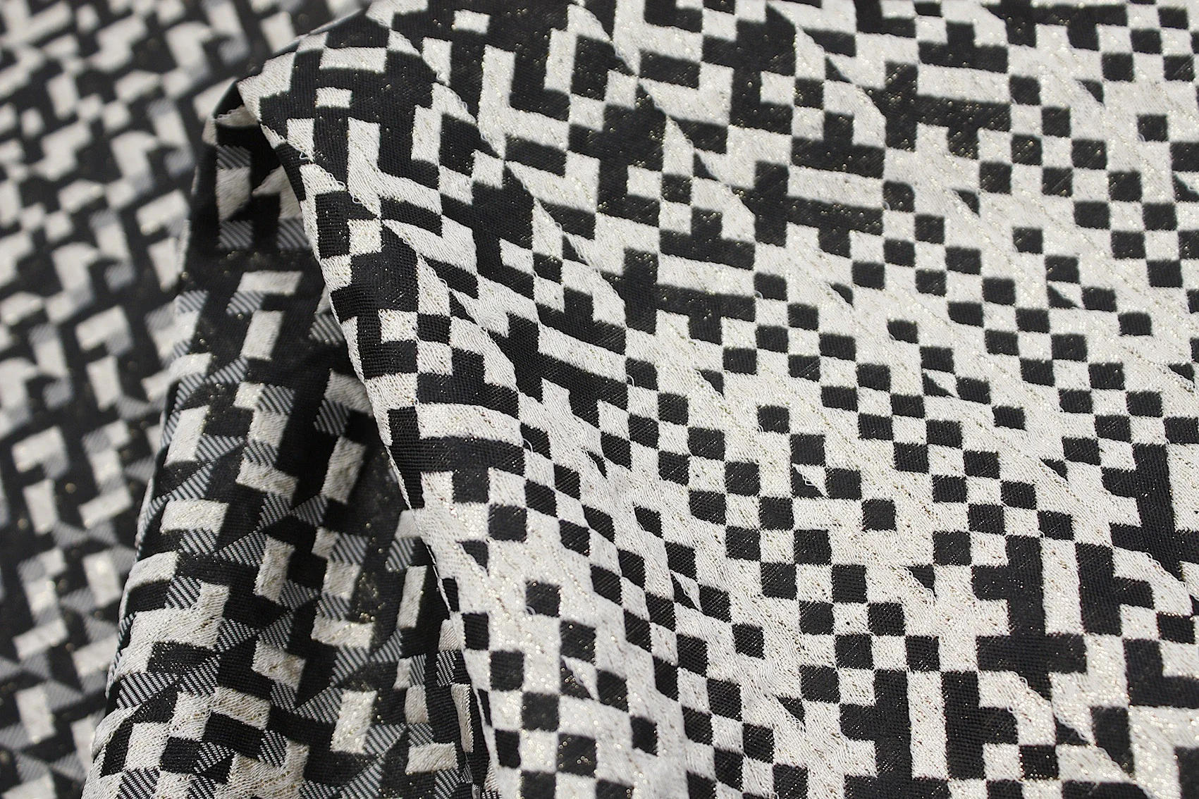Glitzy Criss Cross