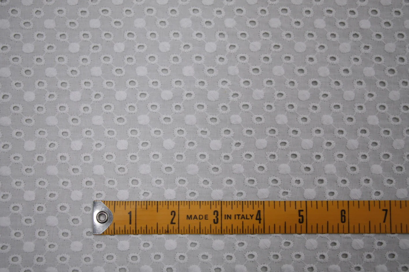Going Dotty Broderie Anglaise - Image 2