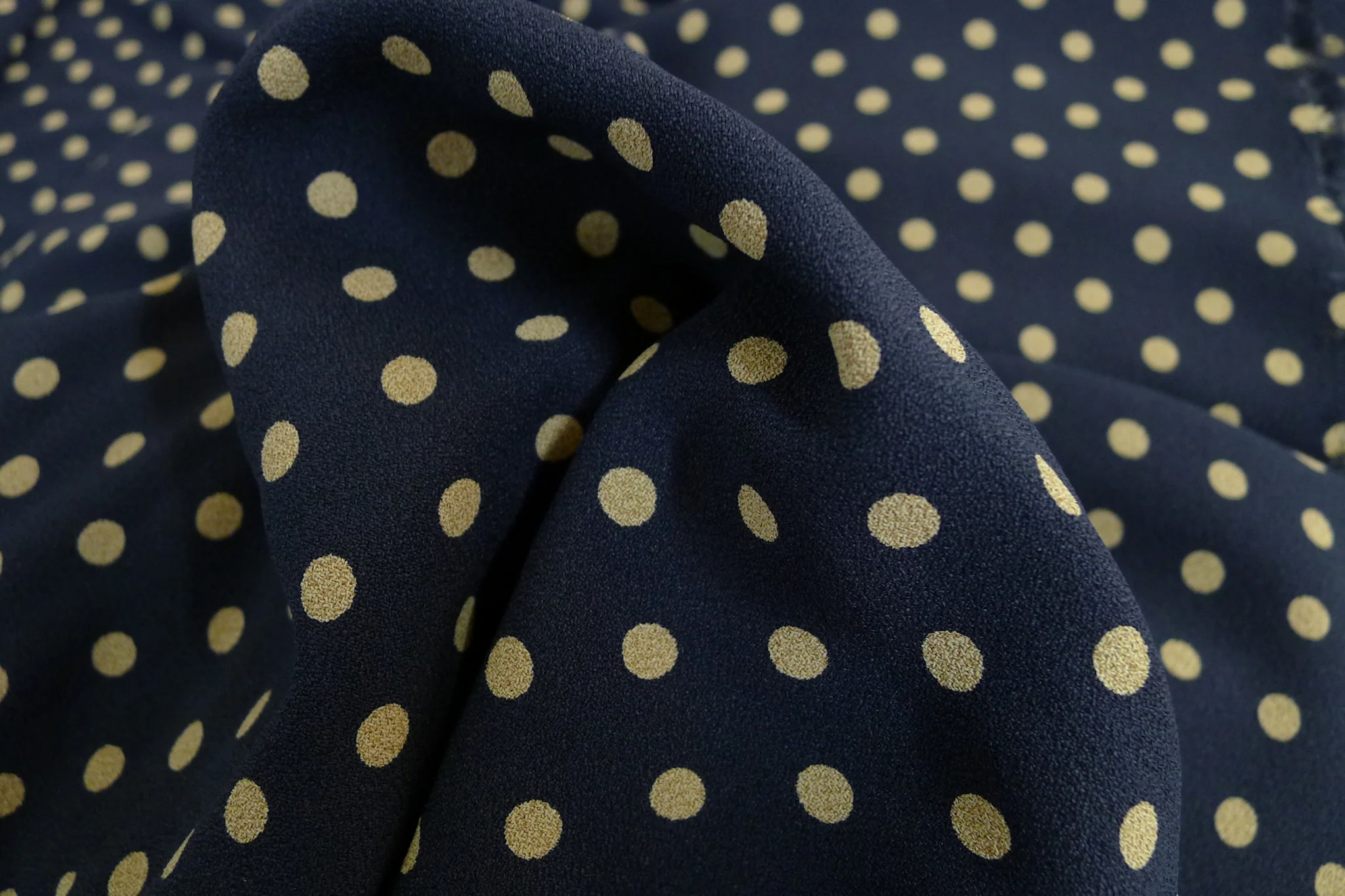 Gold Classico Spot - Image 5