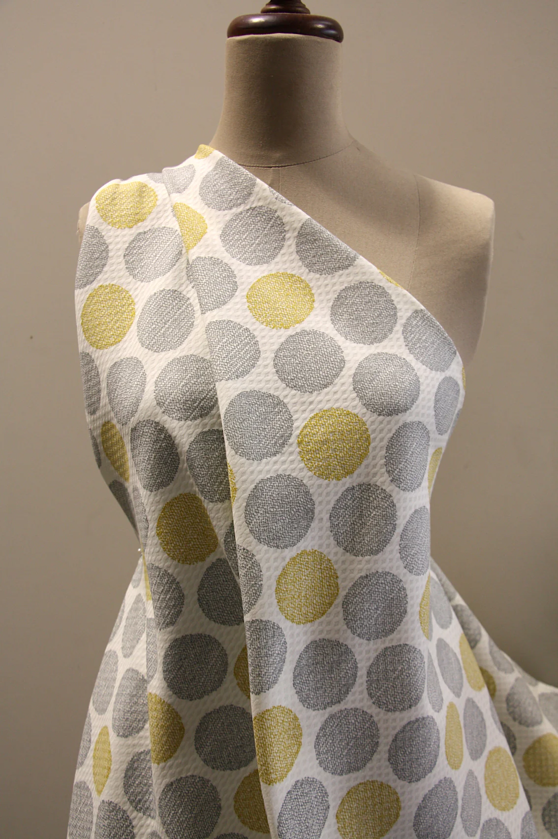 Gold & Grey Orbs Pique - Image 5