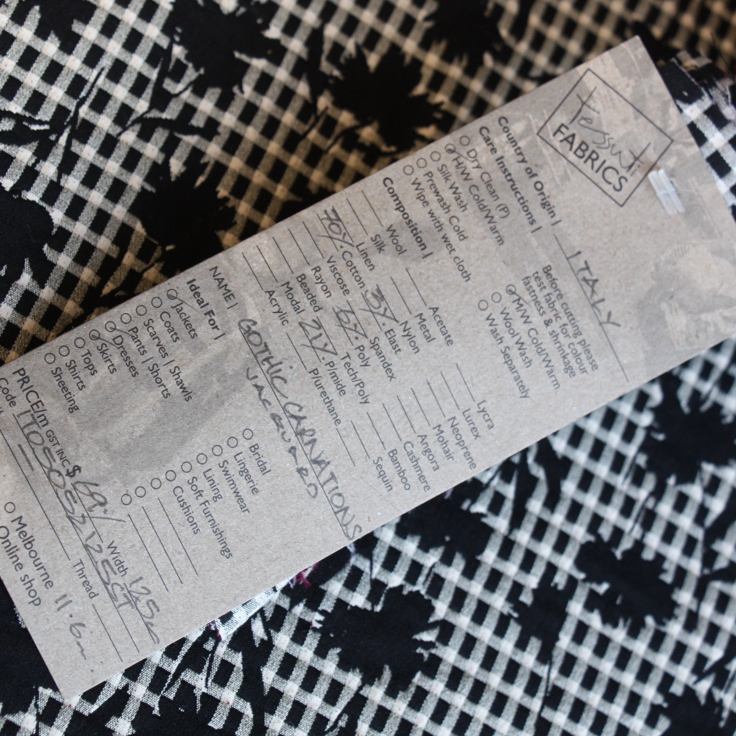 Gothic Carnation Jacquard - Image 5