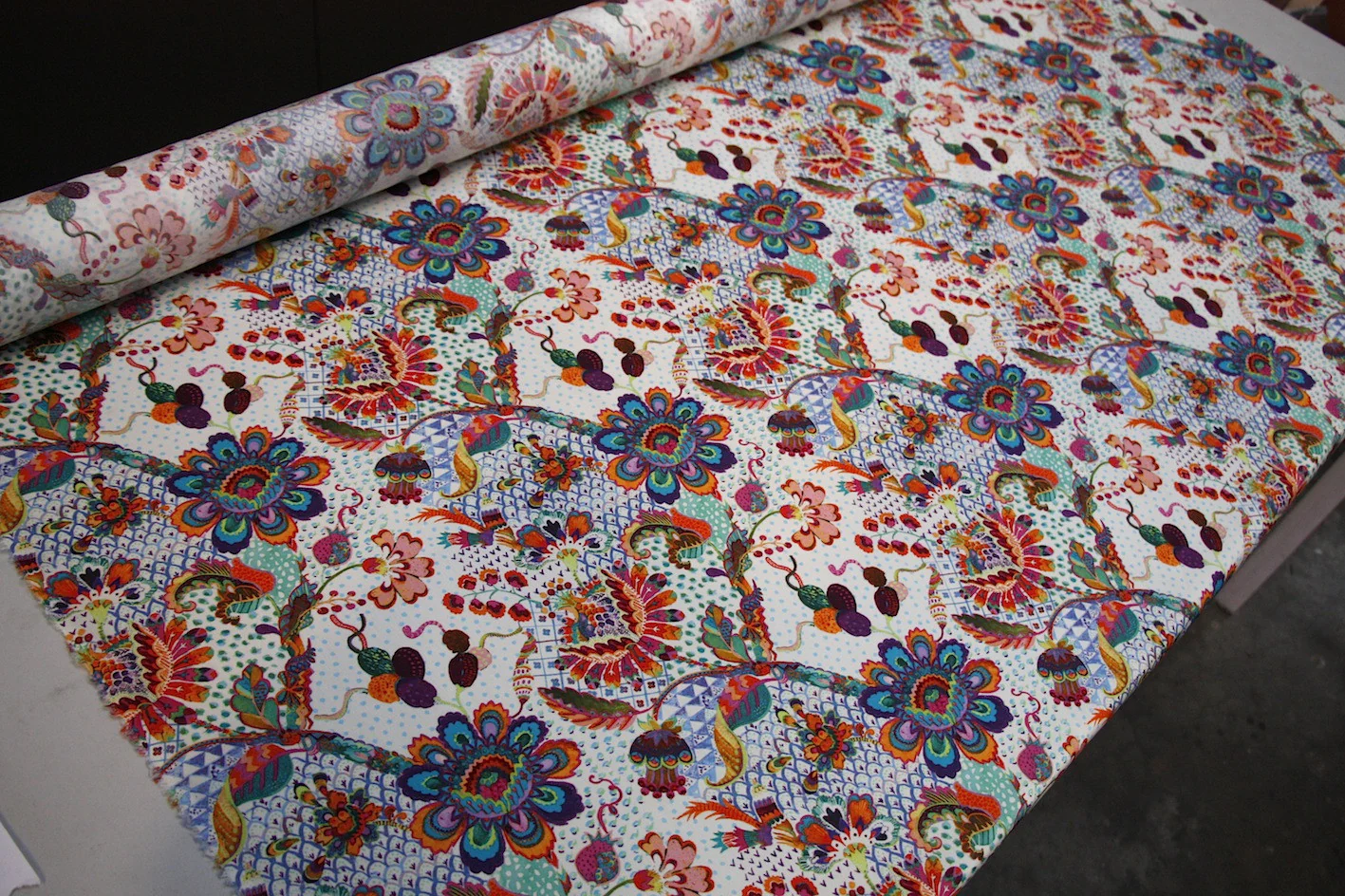 Grand Bazaar Cream - Liberty Of London - Image 4