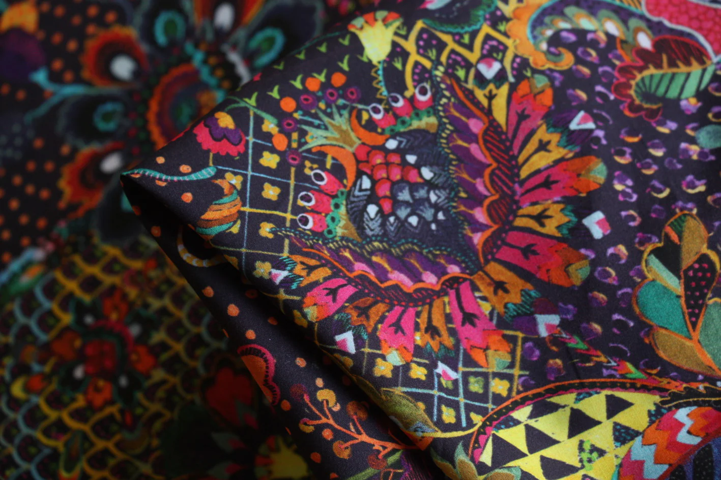 Grand Bazaar Tana Lawn - Liberty Fabrics