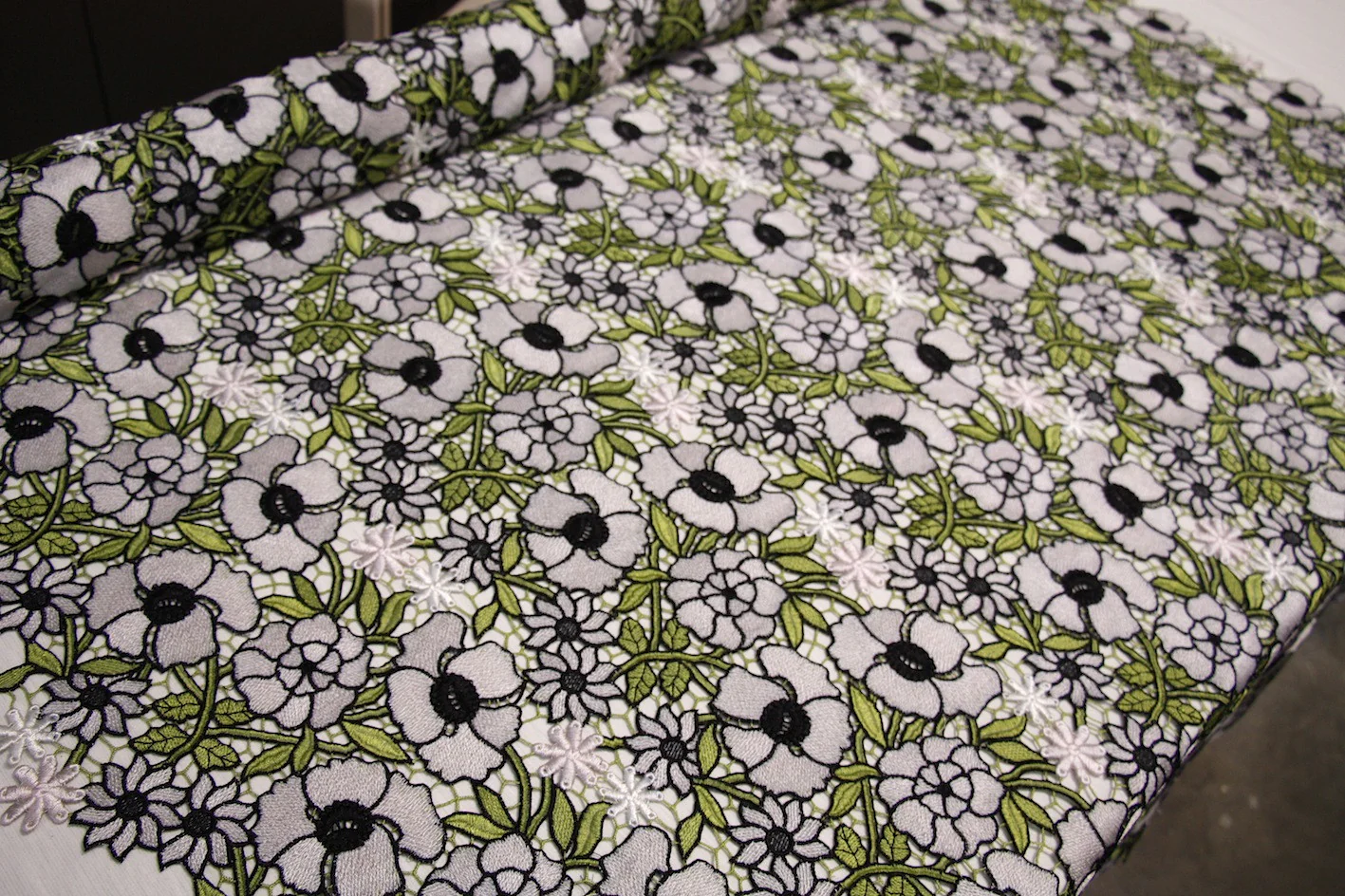 Green Garden Lace - Image 5