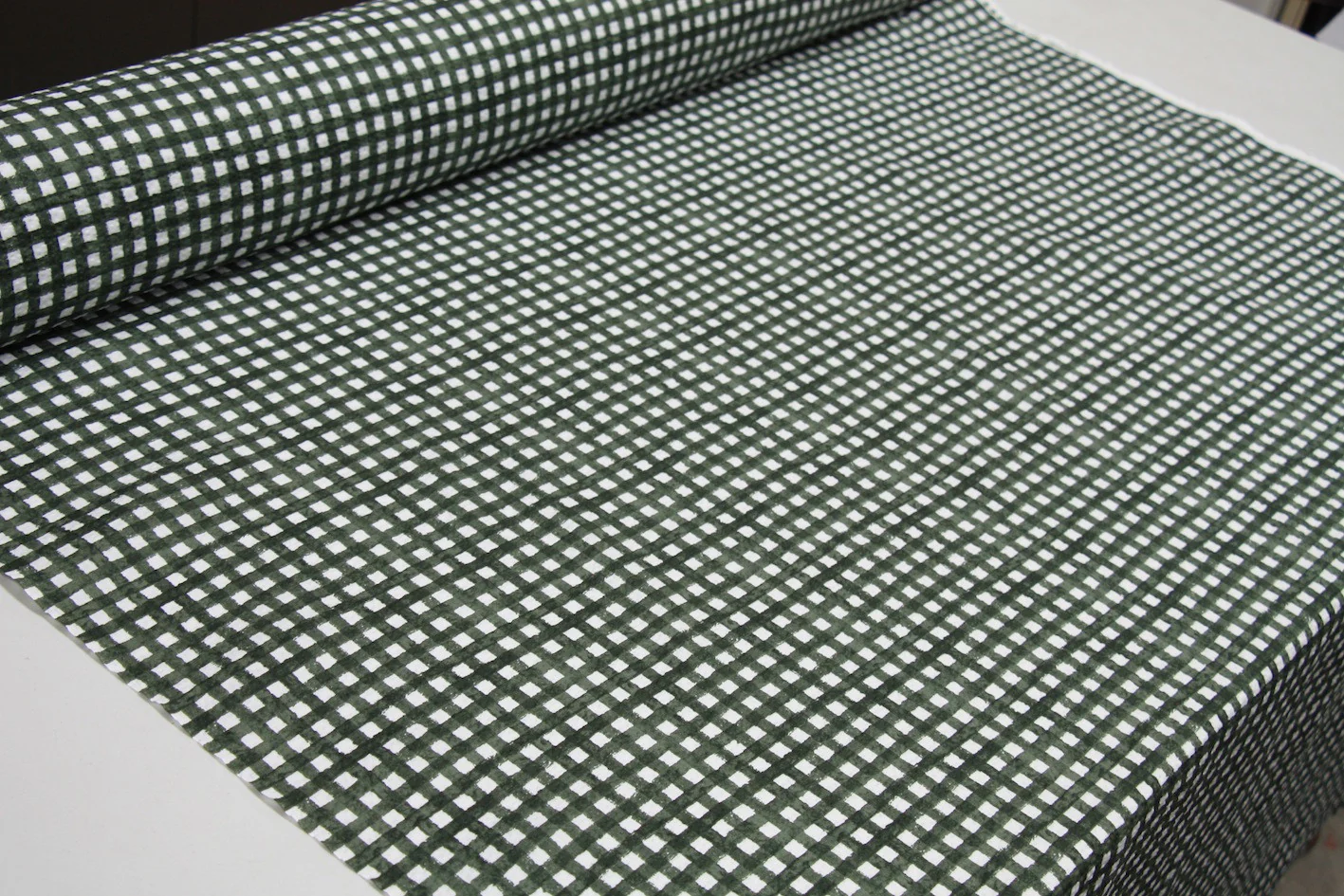 Green Ripple Square - Image 4