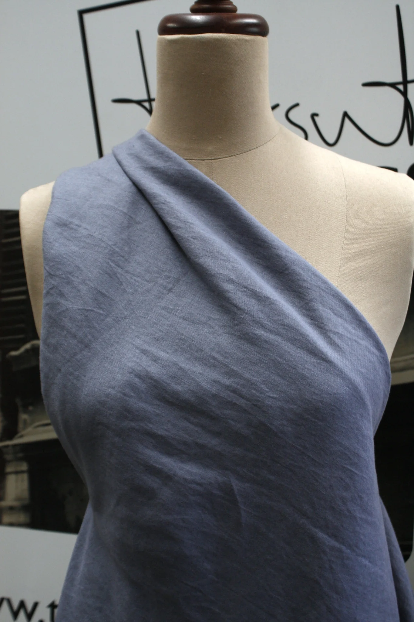 Grey Blue Link - Image 4