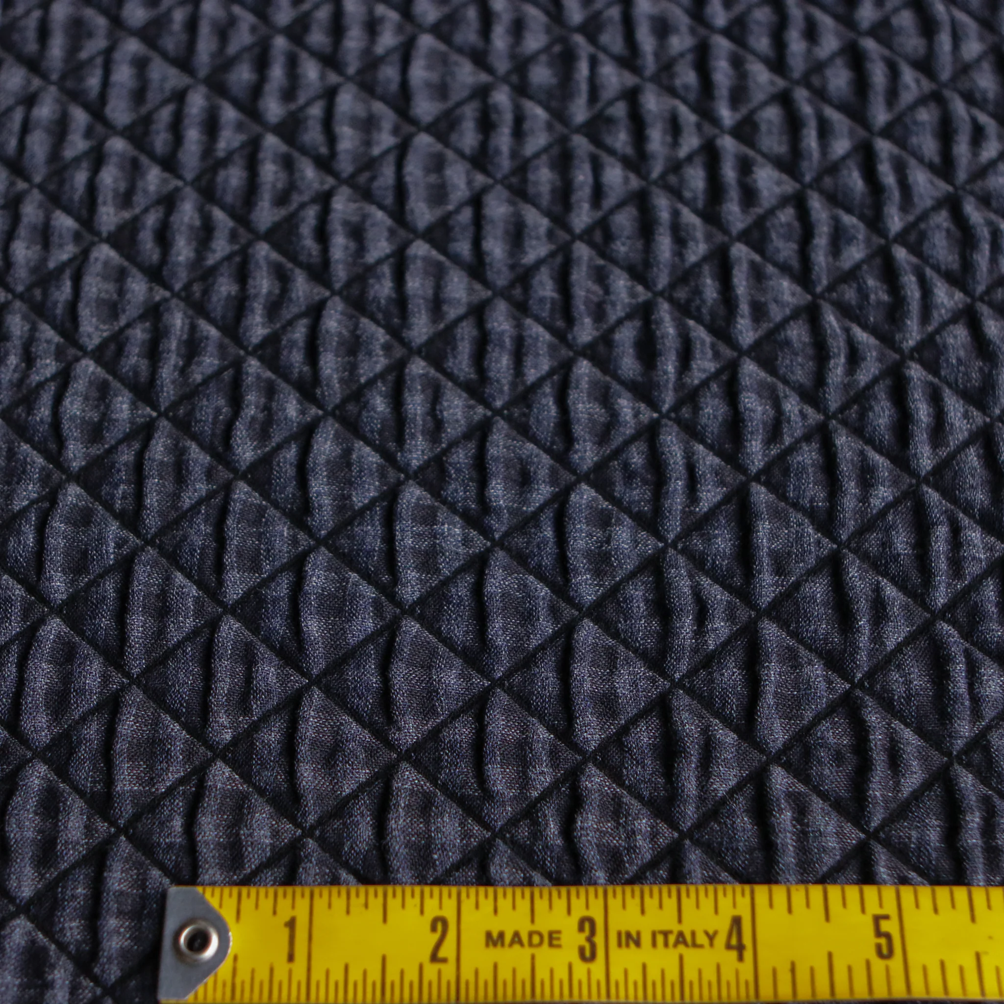 Grigio Diamond Quilted Look Jacquard - Image 3