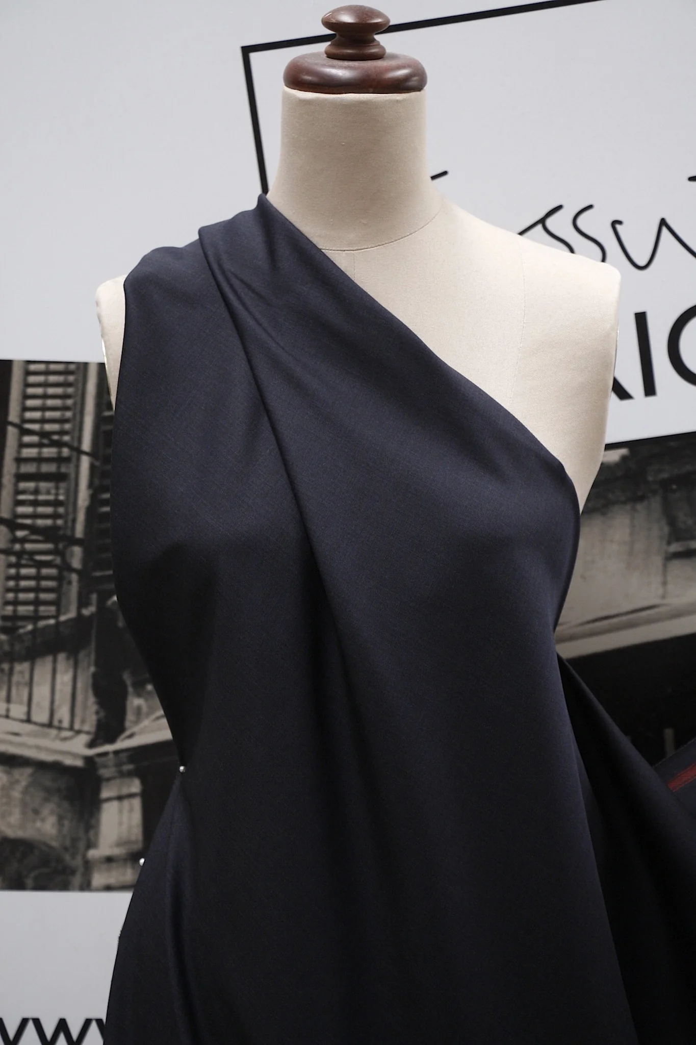 Grigio Imprenditrice - Image 3