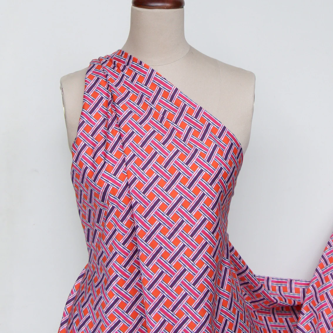 Hamper Red - Liberty Tana Lawn⢠- Image 6