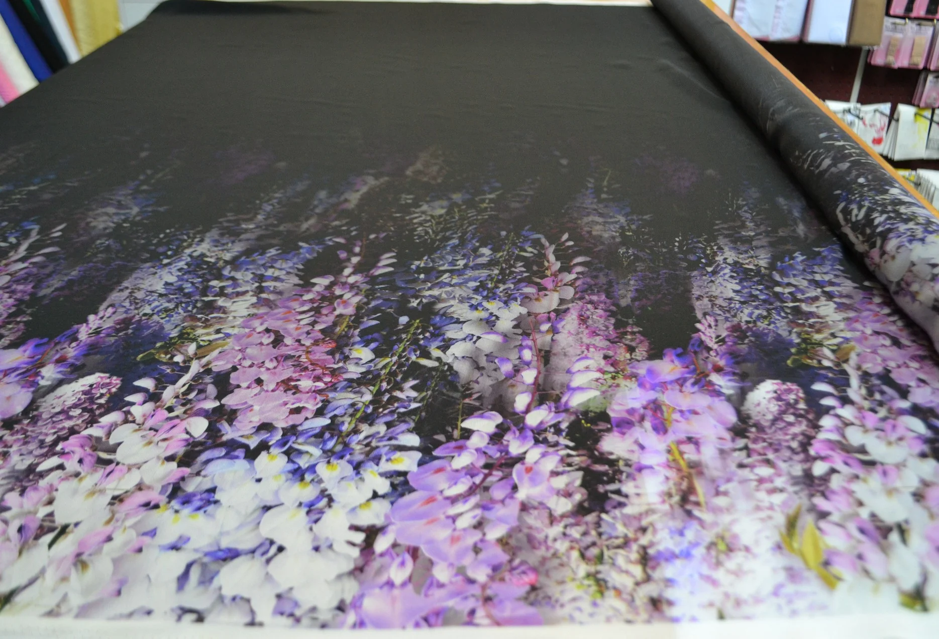 Hanging Wisteria Black - C.D.C - Image 2