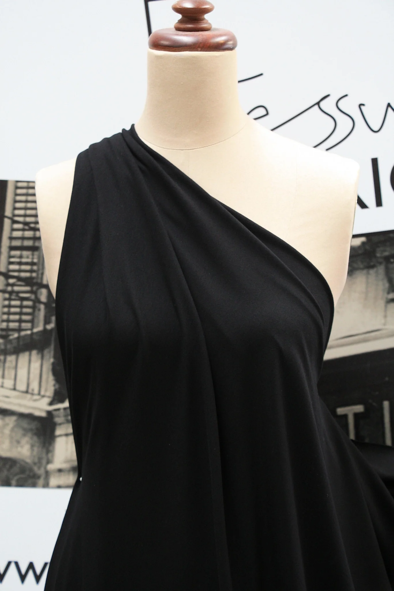 Hashtag Black - Image 4