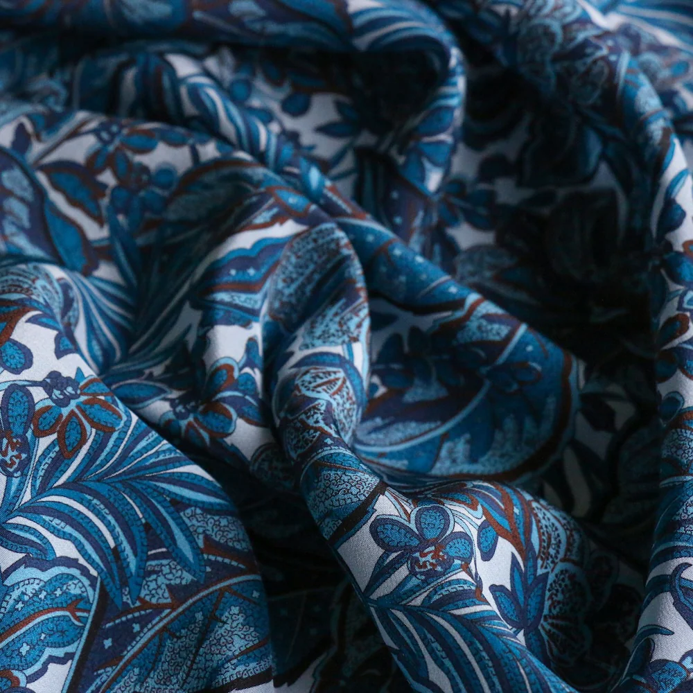 Hawaiian Paisley - Liberty Kensington Silk CDC - Image 2