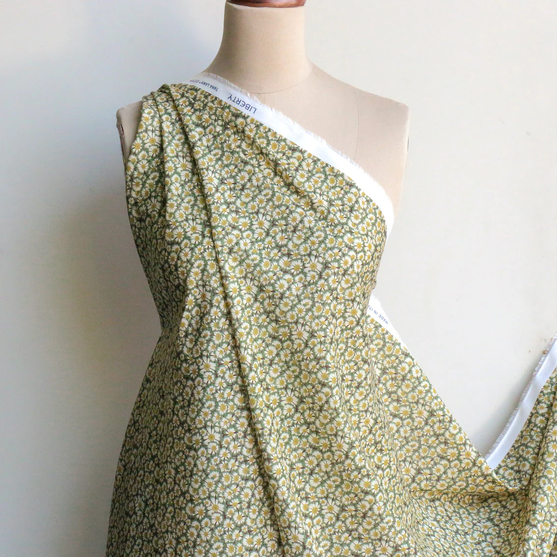 Helenium Green - Liberty Tana Lawn⢠- Image 5