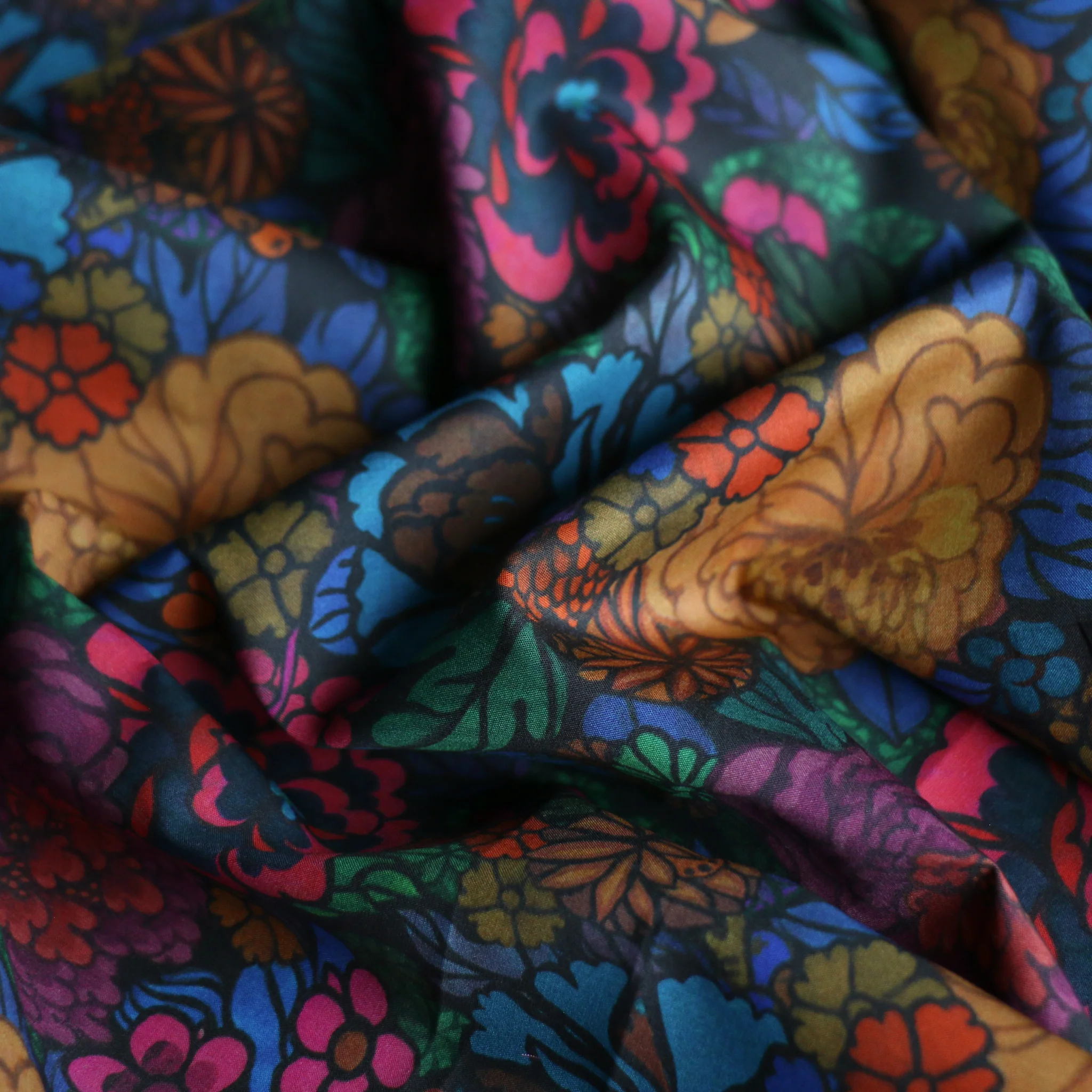 Heritage Garden Magenta/Multi - Liberty Tana Lawn™ - Image 2
