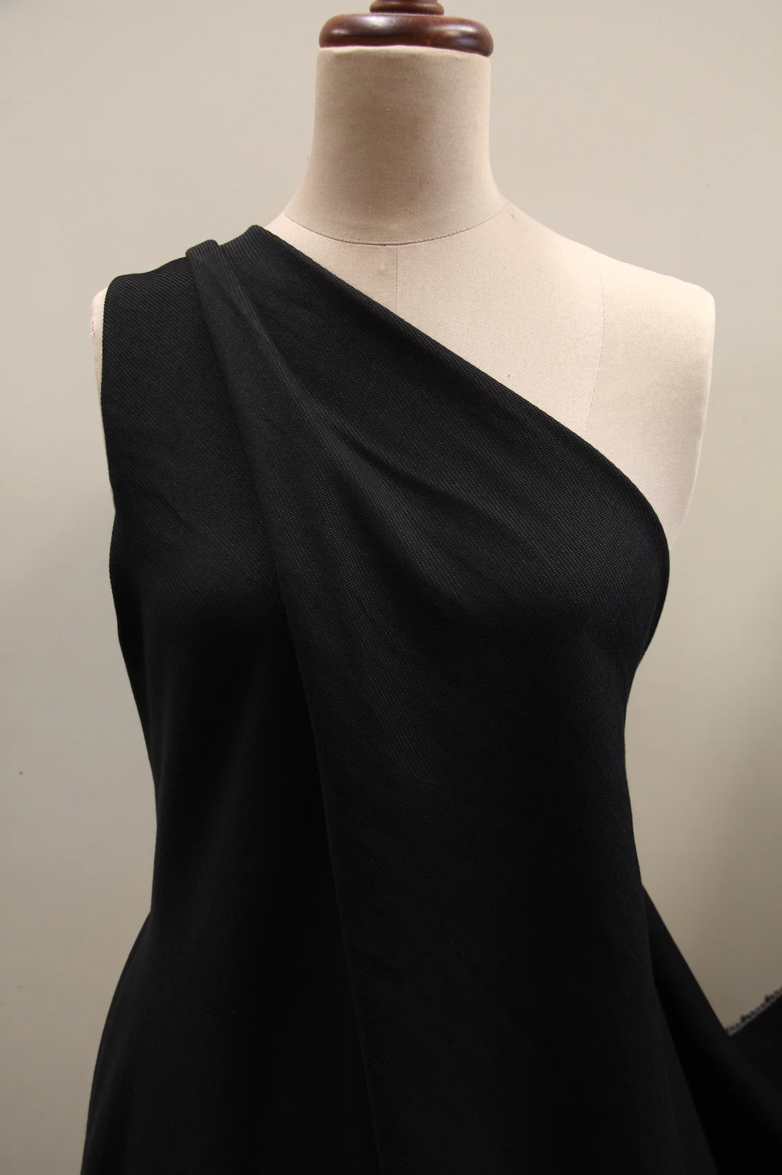 Hootch Black - Image 3
