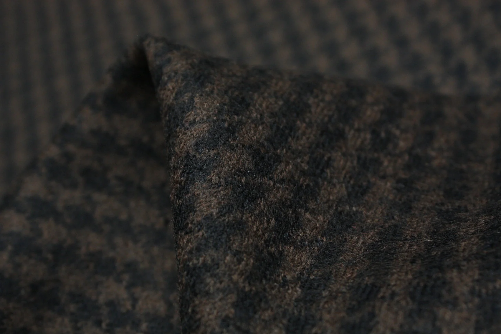 Houndstooth Study