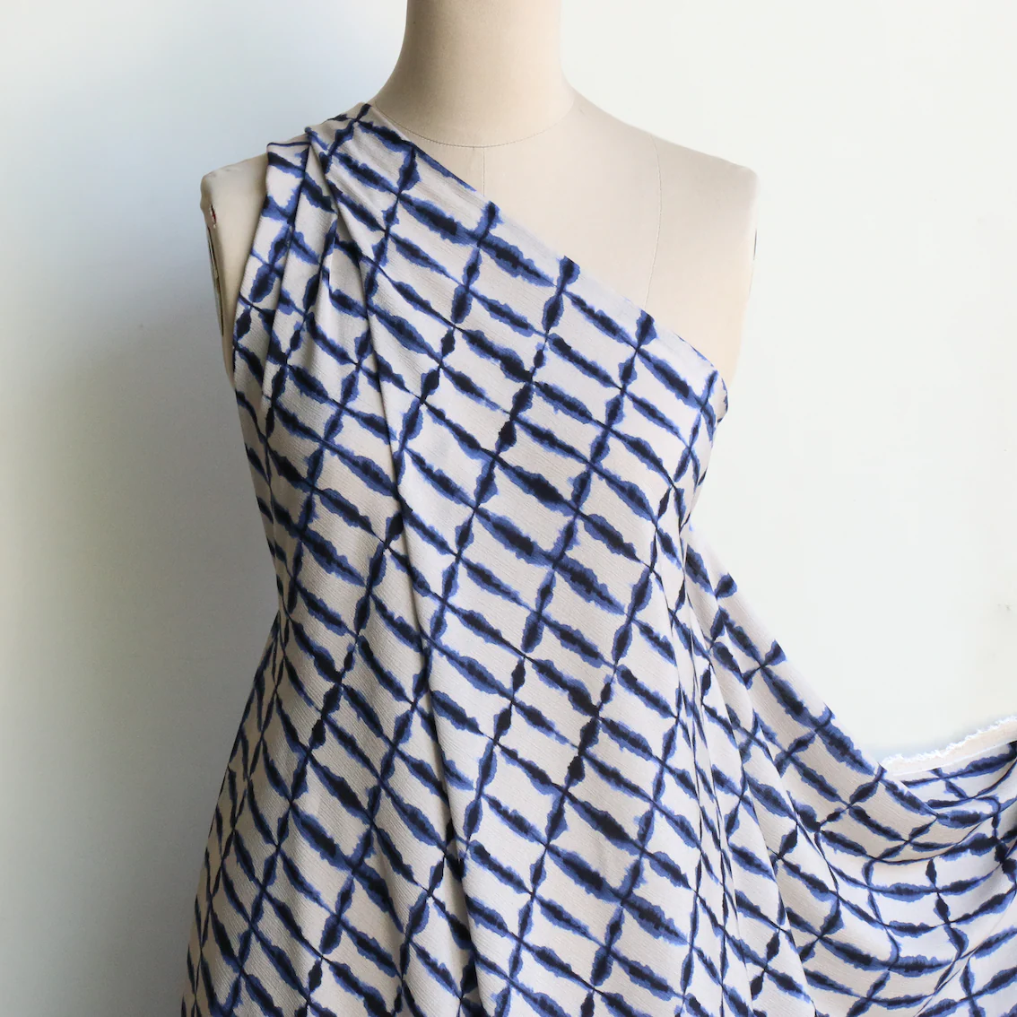 Hypnotize Blue Crinkle Viscose - Image 4