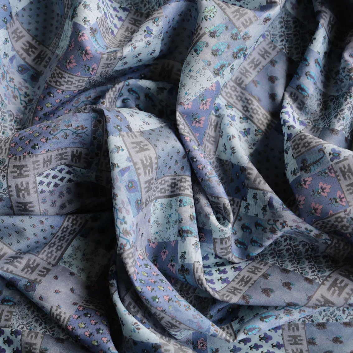 Ikat Neats Liberty Tana Lawn™ - Image 2