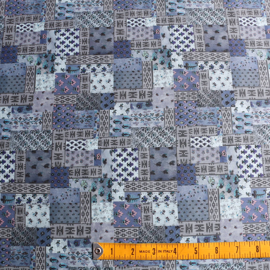 Ikat Neats Liberty Tana Lawn™ - Image 3