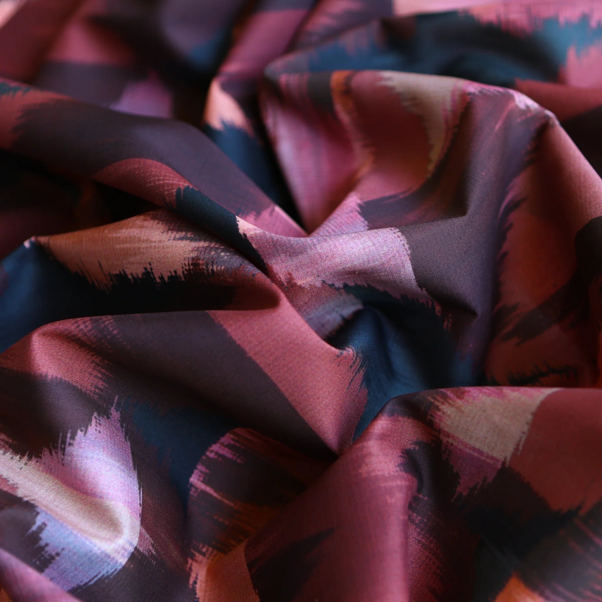 Ikat Tulip Plum - Liberty Tana Lawn™ - Image 2